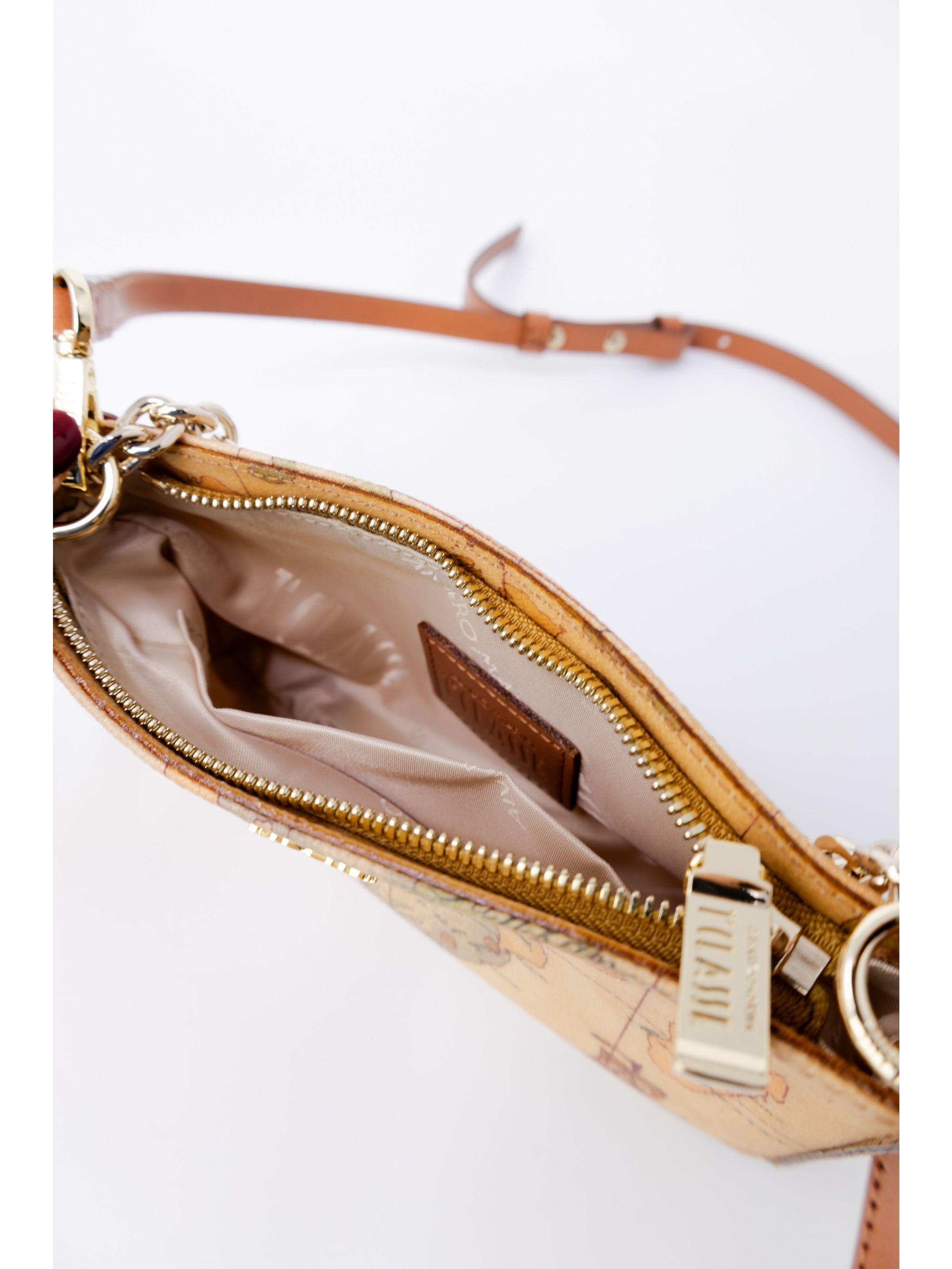 Alviero Martini Prima Classe · Дамска чанта · C M045 6000 | DontMiss.bg