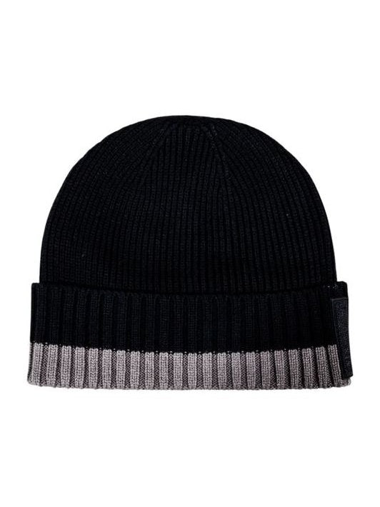 Armani Exchange · Зимна шапка · Черен | DontMiss.bg