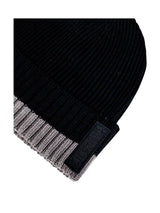 Armani Exchange · Зимна шапка · Черен | DontMiss.bg