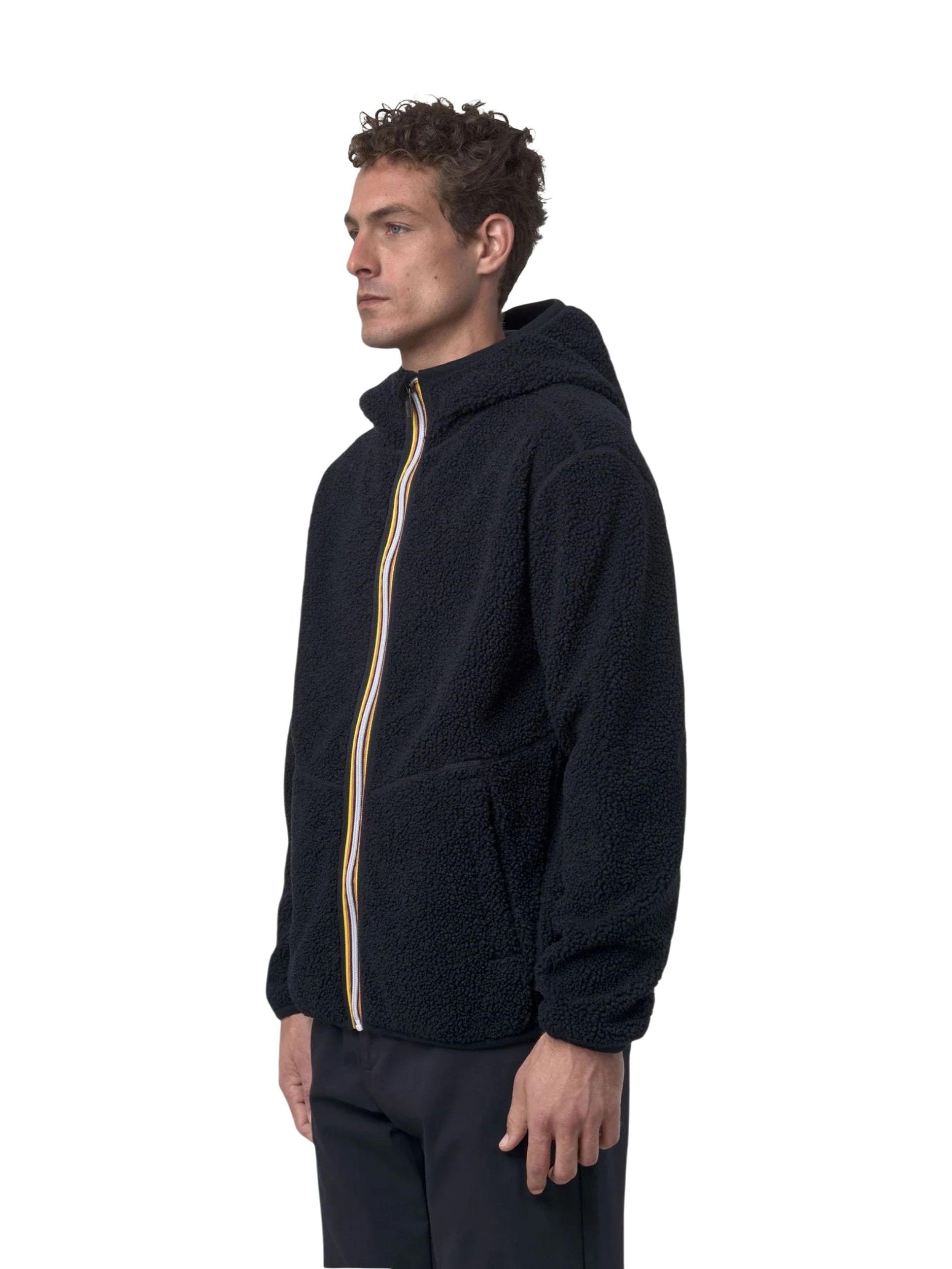 Яке · Син