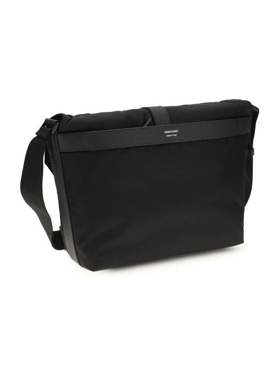 Ferragamo · Чанта · Черен | DontMiss.bg