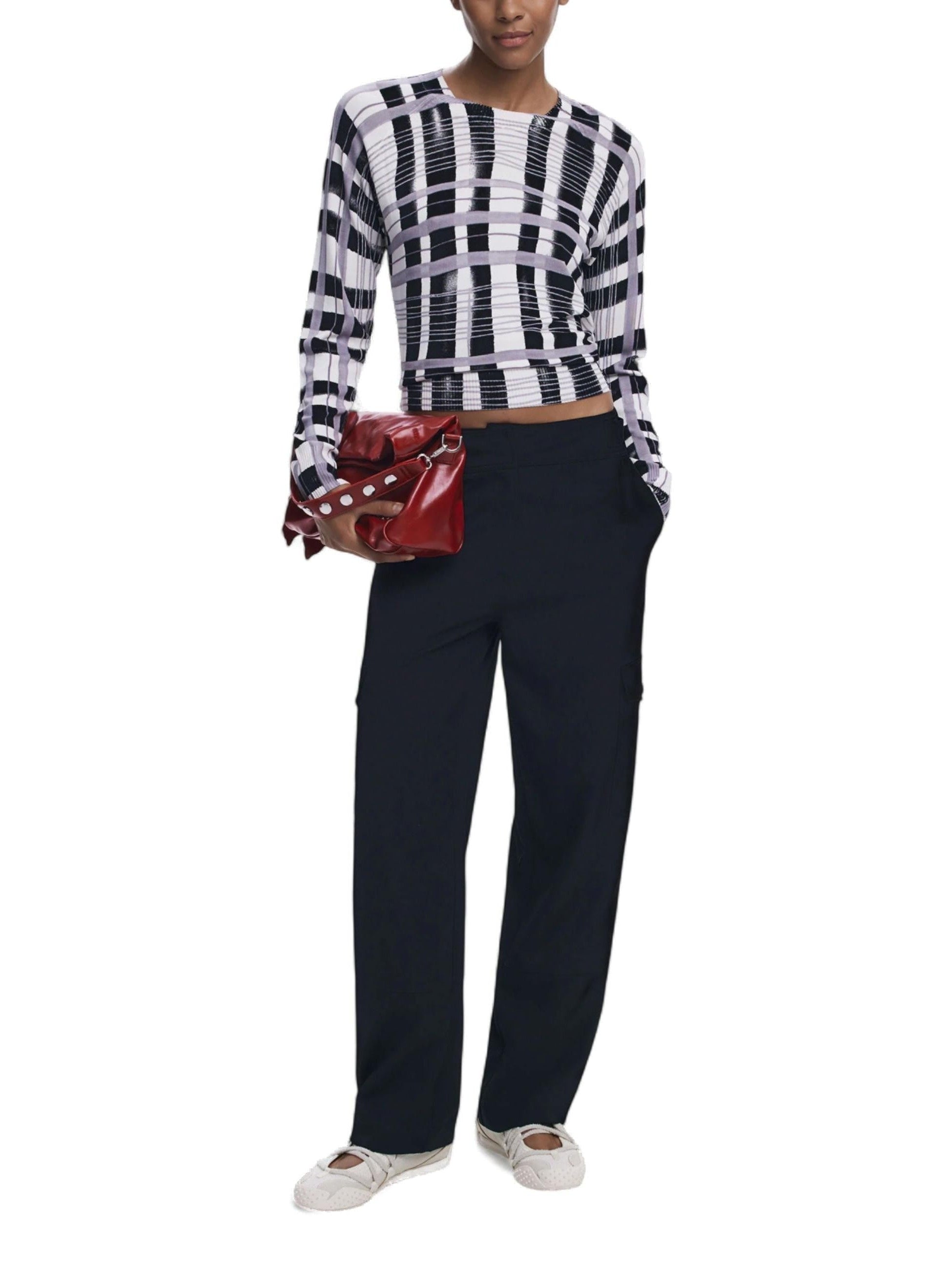 Desigual · Пуловер · 25WWJF41 | DontMiss.bg