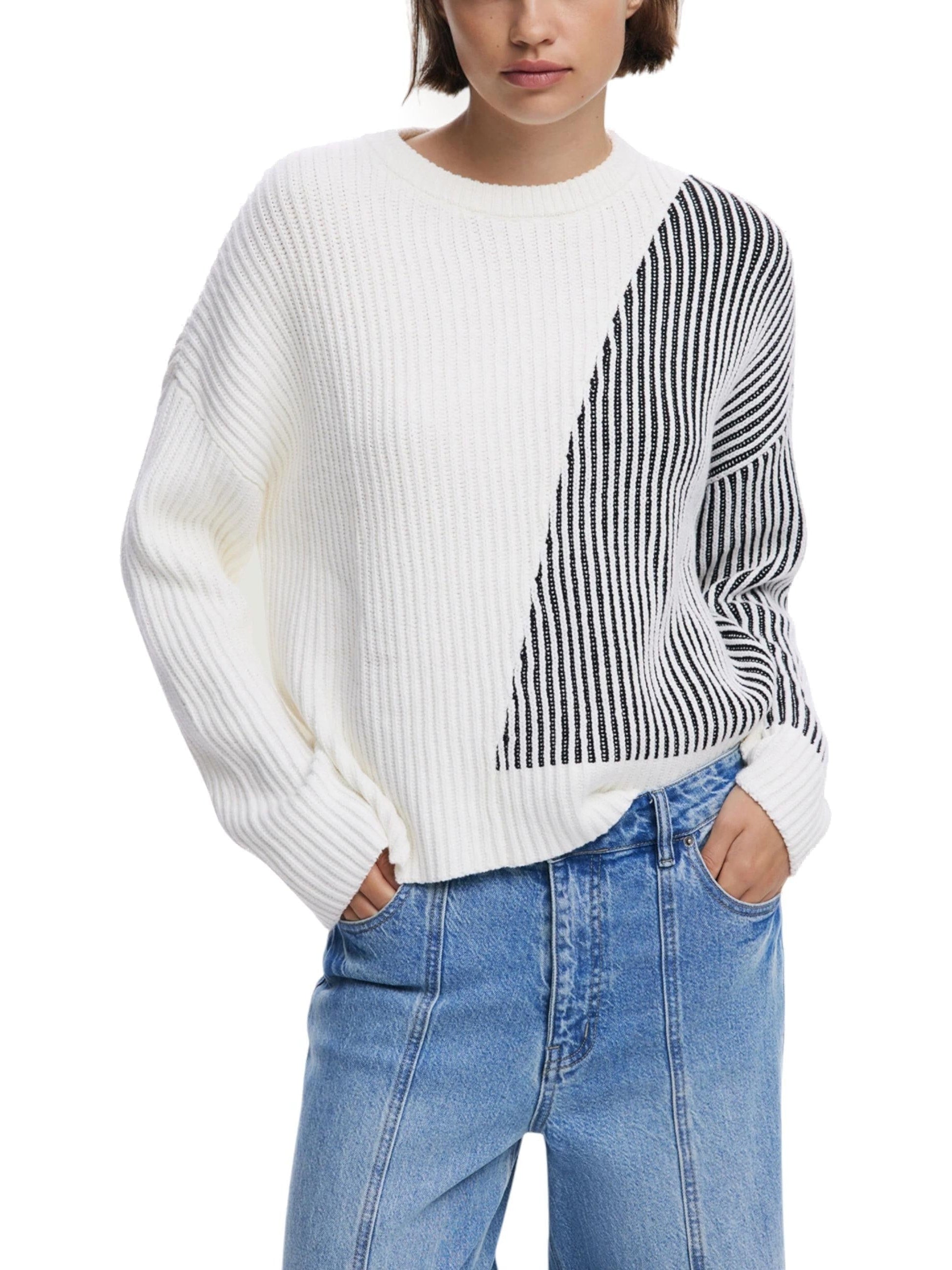 Desigual · Пуловер · 25WWJF26 | DontMiss.bg