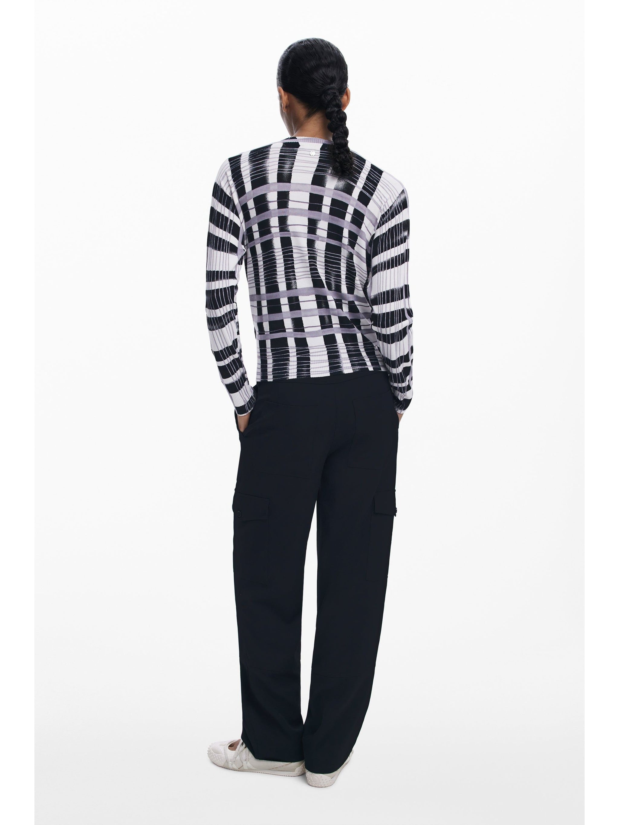 Desigual · Пуловер · 25WWJF41 | DontMiss.bg