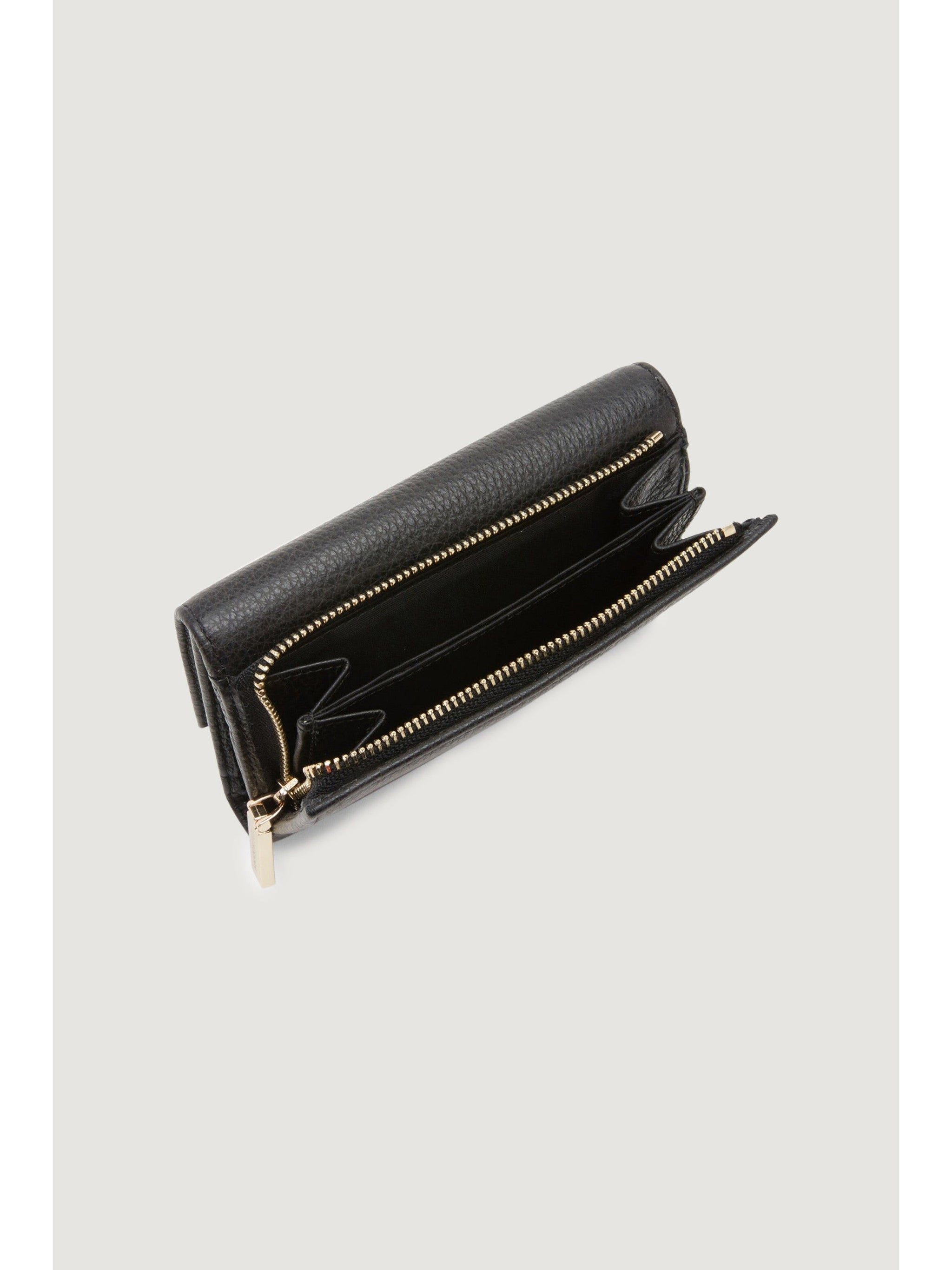 Coccinelle · Портфейл · E2 MW5 11 66 01 | DontMiss.bg