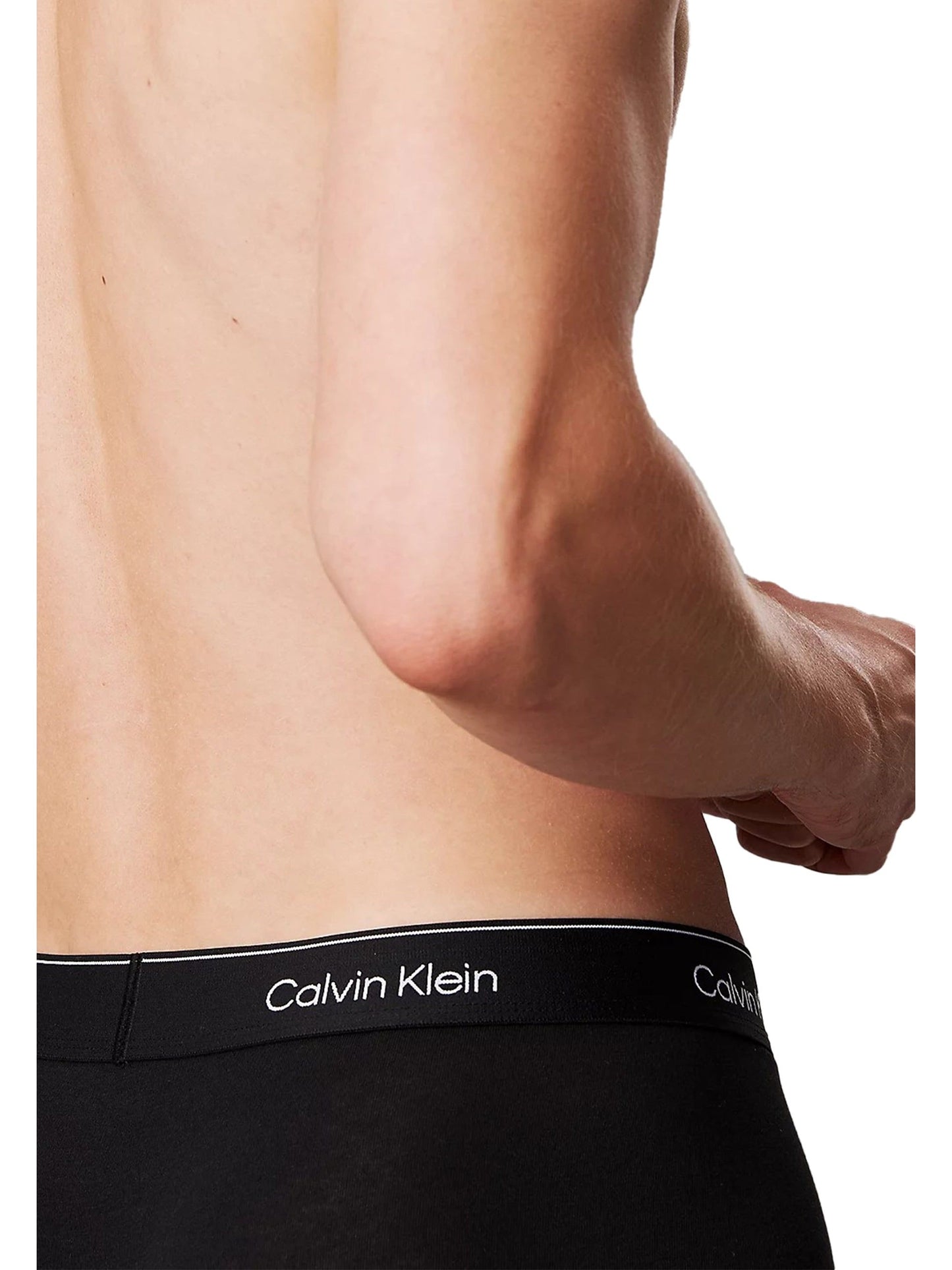 Calvin Klein Underwear · Боксерки · LV00NB4389 | DontMiss.bg