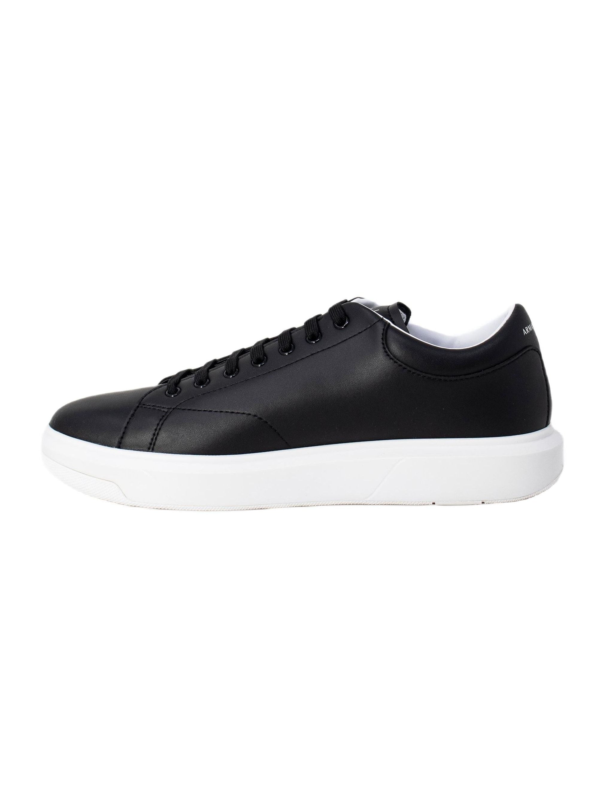 Armani Exchange · Ниски кецове · XUX123 XV534 | DontMiss.bg