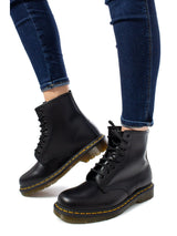 Dr. Martens · Ботуши · 11822207 | DontMiss.bg