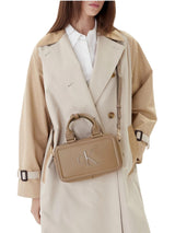 Calvin Klein · Дамска чанта · LV04F3411G | DontMiss.bg