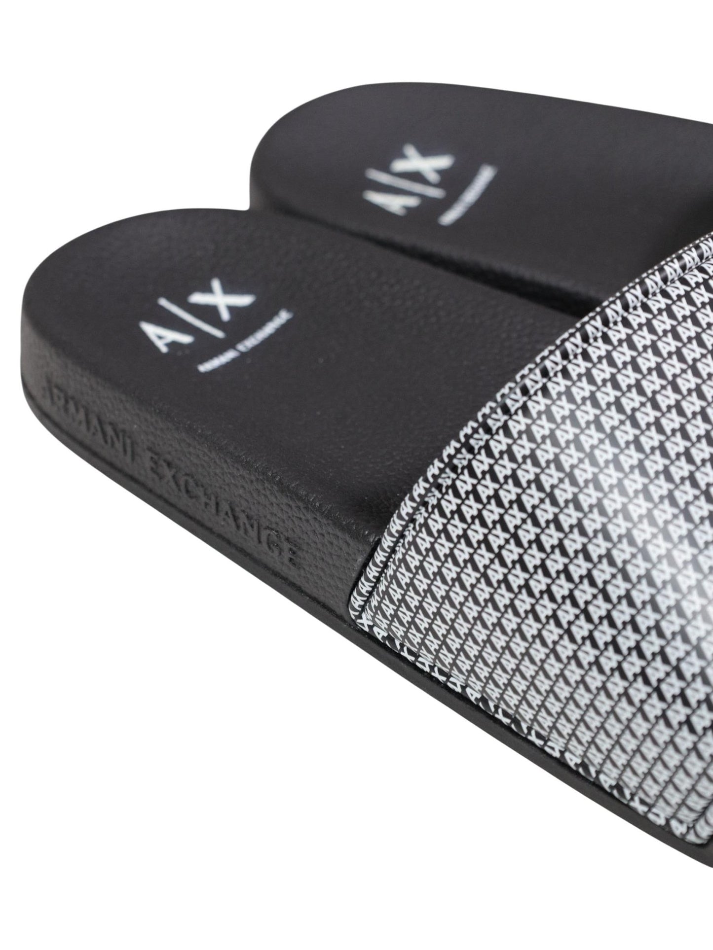 Armani Exchange · Чехли · XM002886 AF24948 | DontMiss.bg