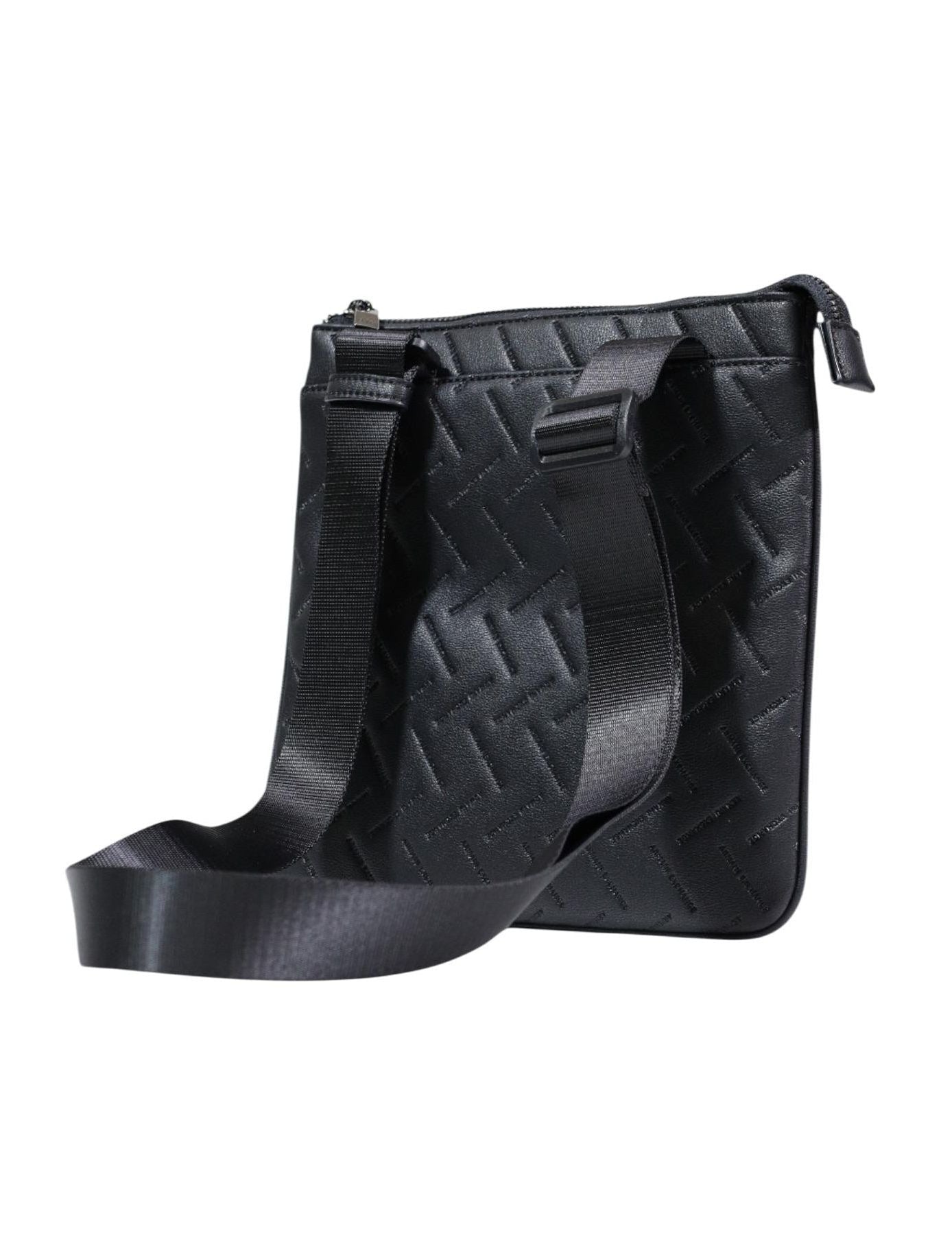 Armani Exchange · Чанта · XM002597 AF22652 | DontMiss.bg