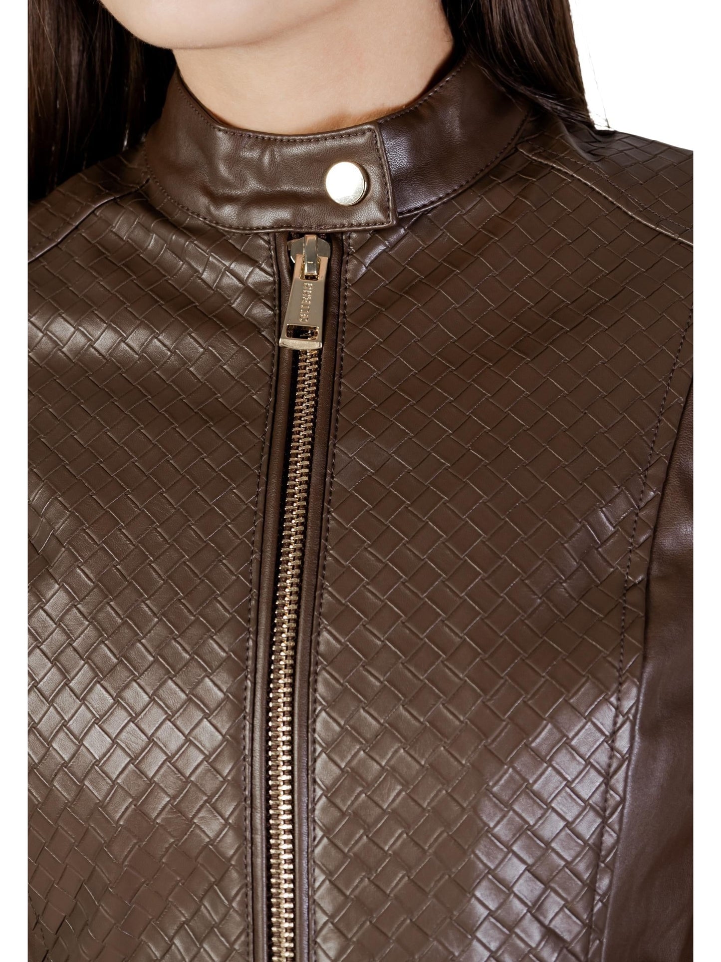 Guess · Яке · W6RL52 WL850 | DontMiss.bg