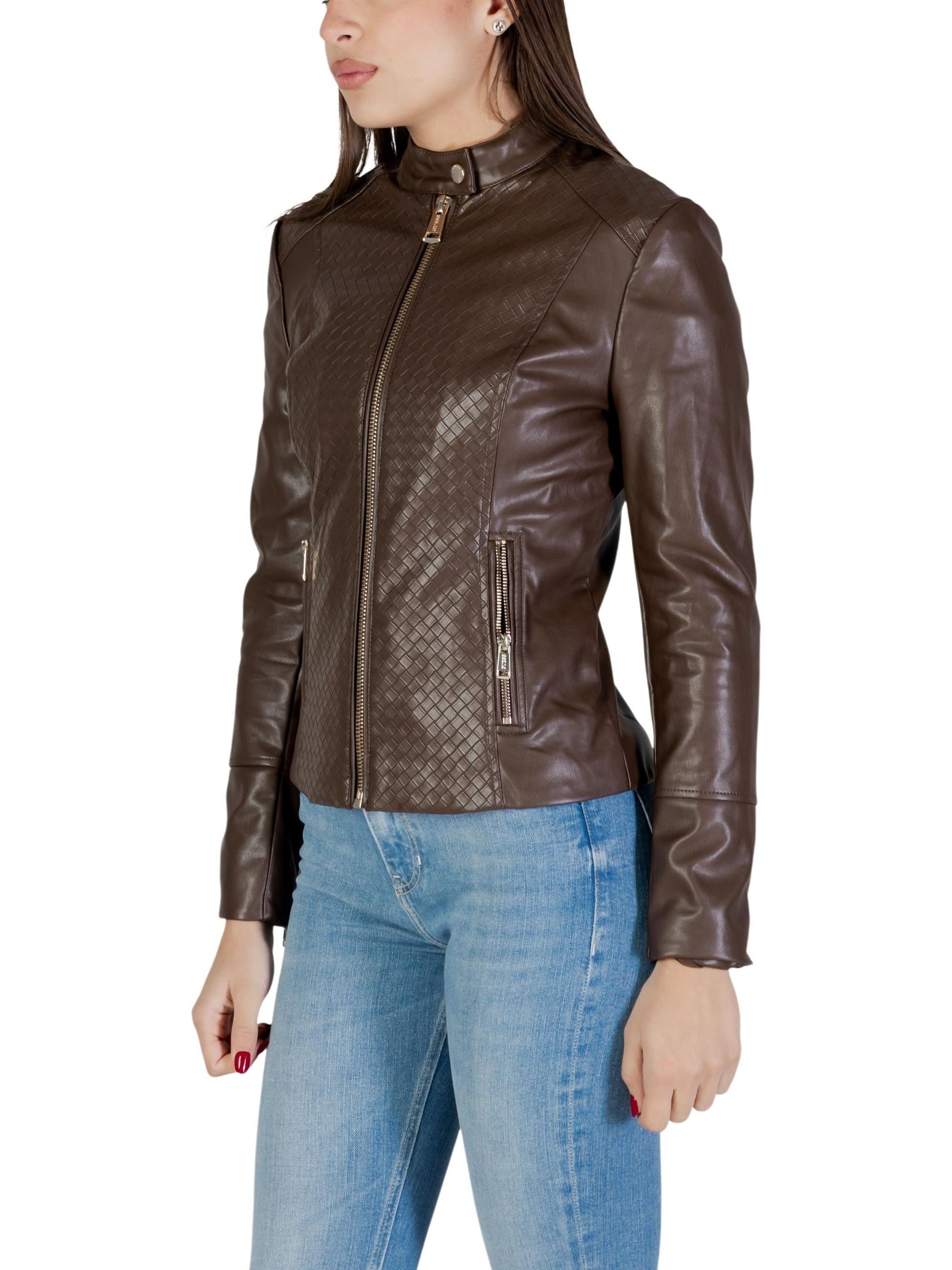 Guess · Яке · W6RL52 WL850 | DontMiss.bg