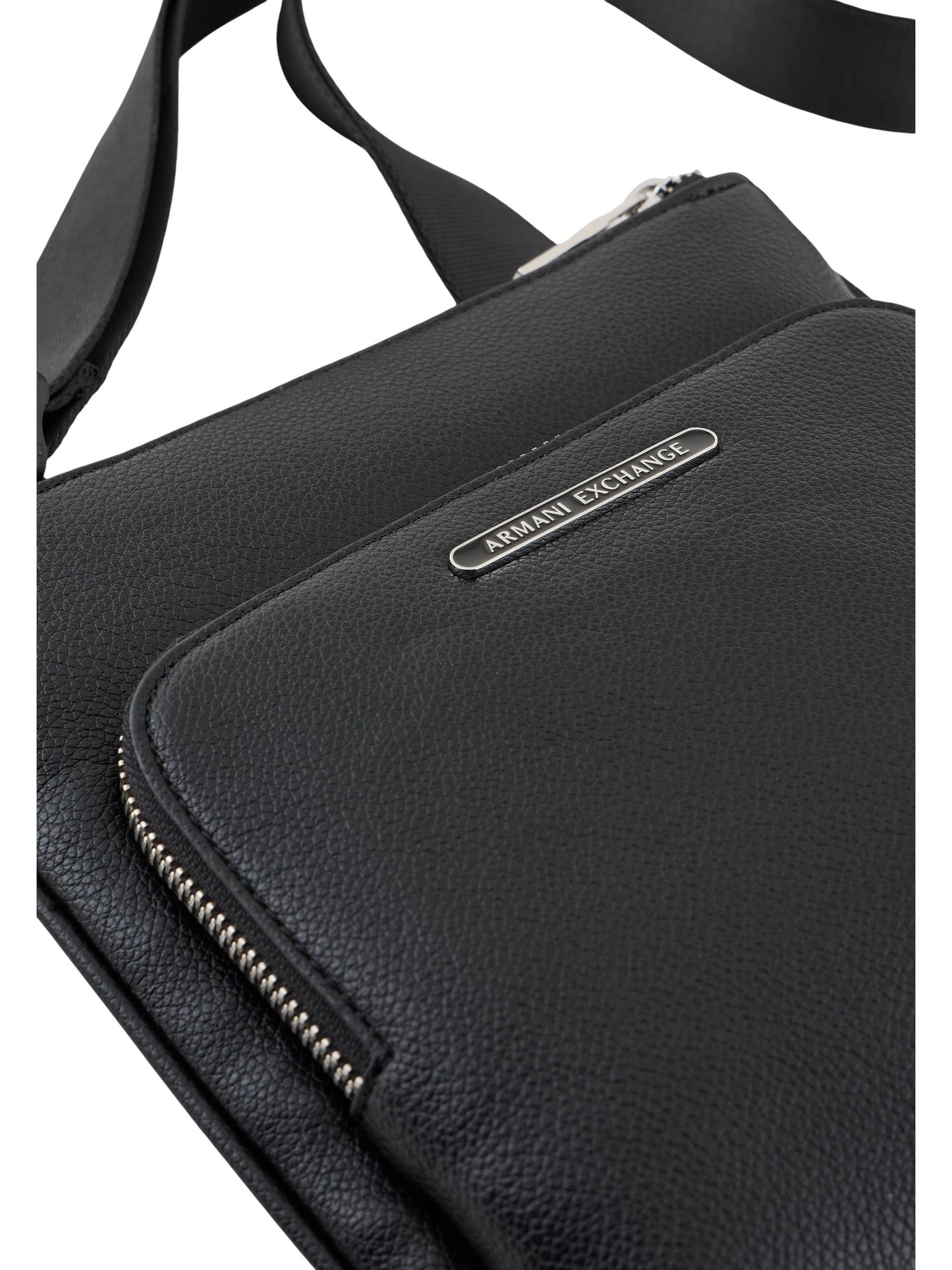 Armani Exchange · Чанта · XM000846 AF12134 | DontMiss.bg
