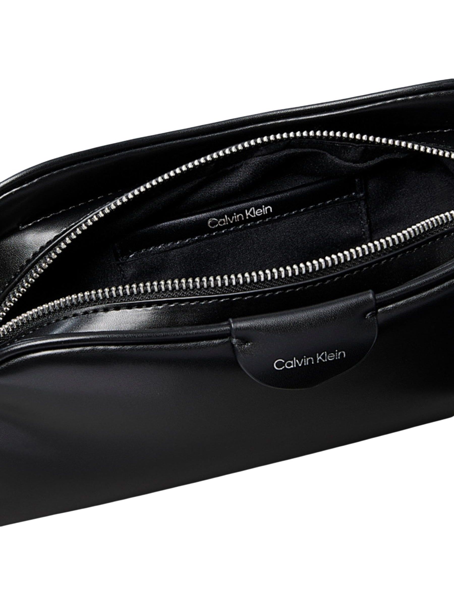 Calvin Klein · Дамска чанта · LV04F3370G | DontMiss.bg