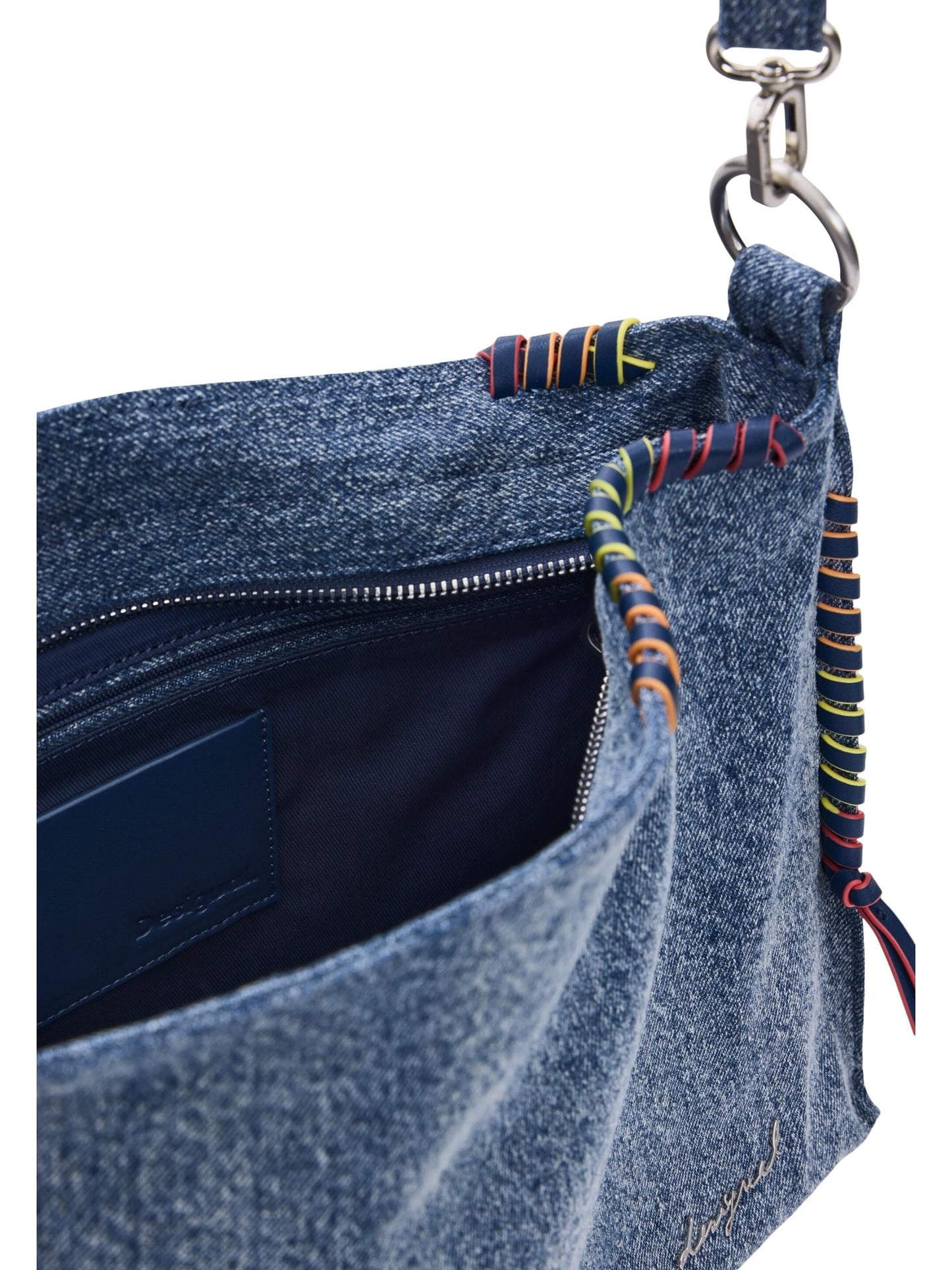 Desigual · Дамска чанта · 26SAXD31 | DontMiss.bg