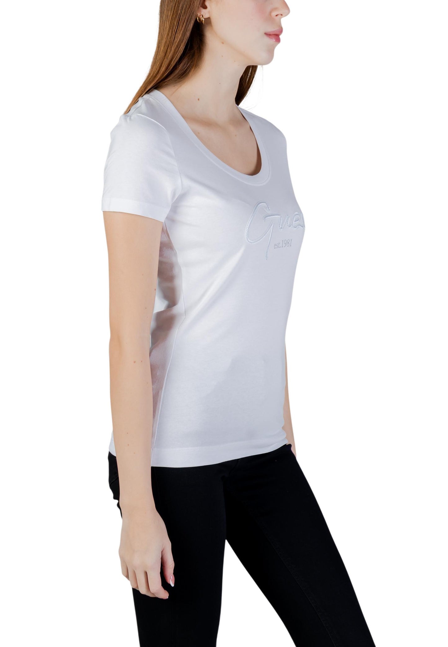 Тениска · Бял