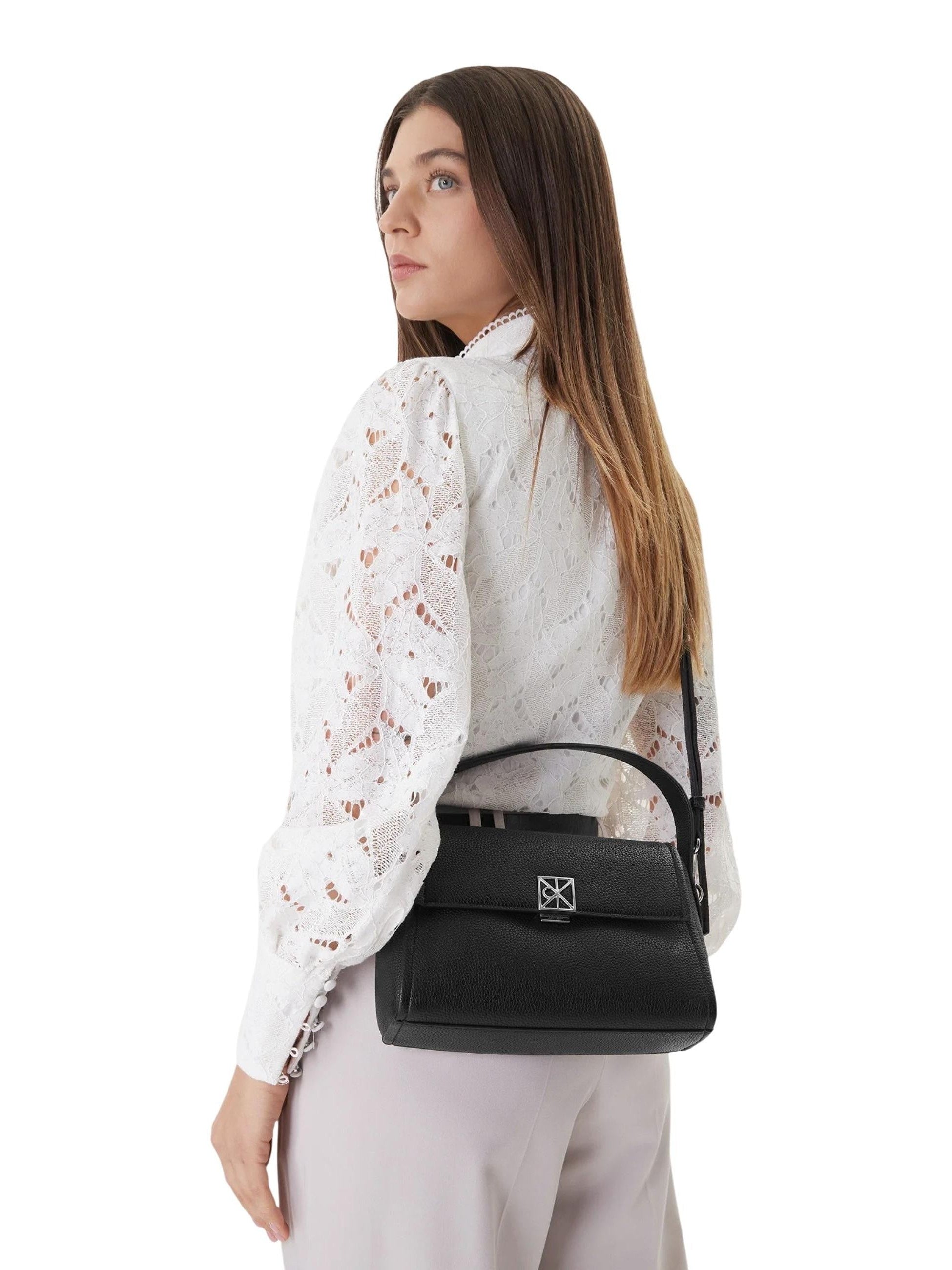 Calvin Klein · Дамска чанта · LV04F3425G | DontMiss.bg