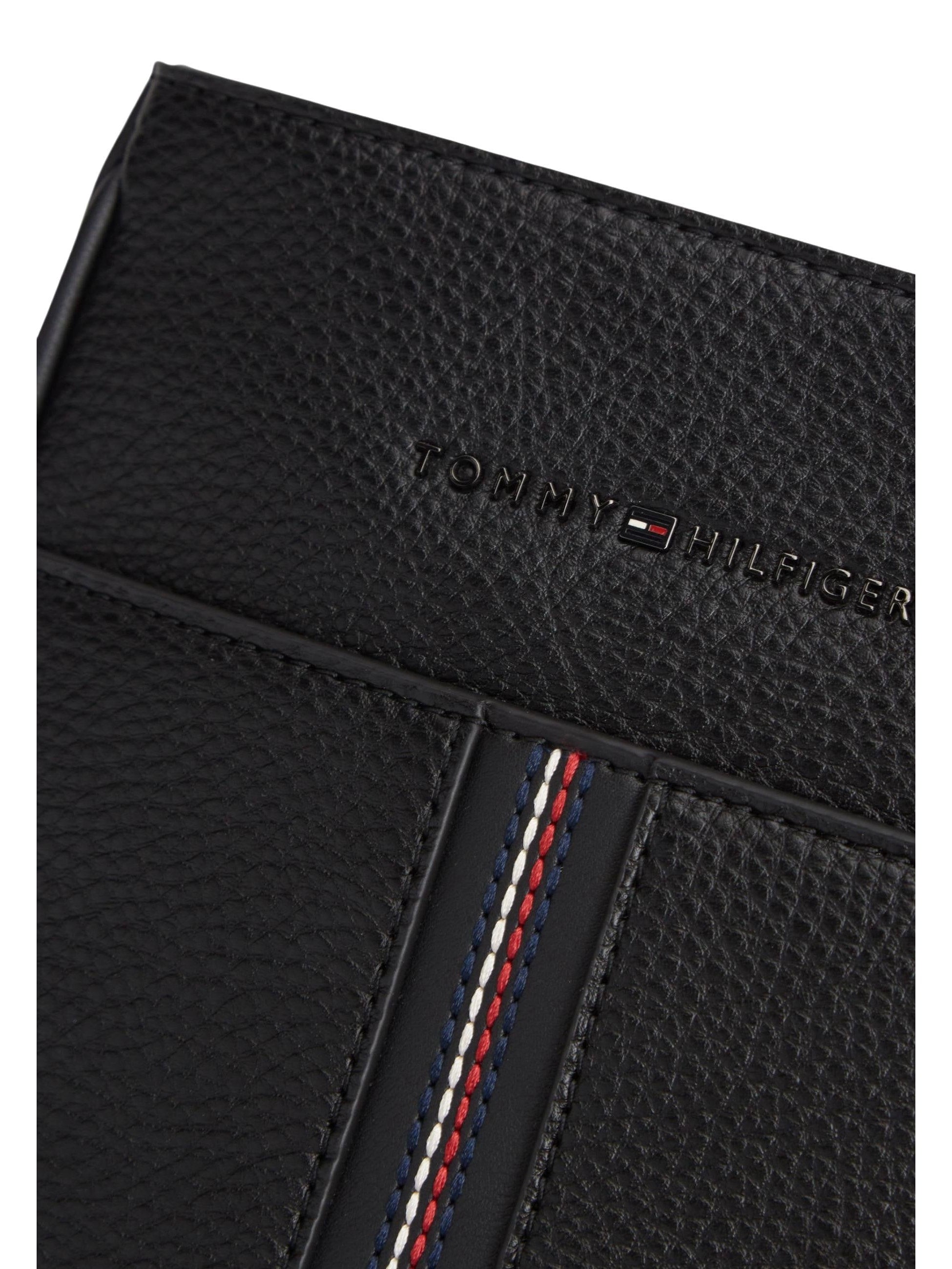 Tommy Hilfiger · Чанта · AM0AM14169 | DontMiss.bg