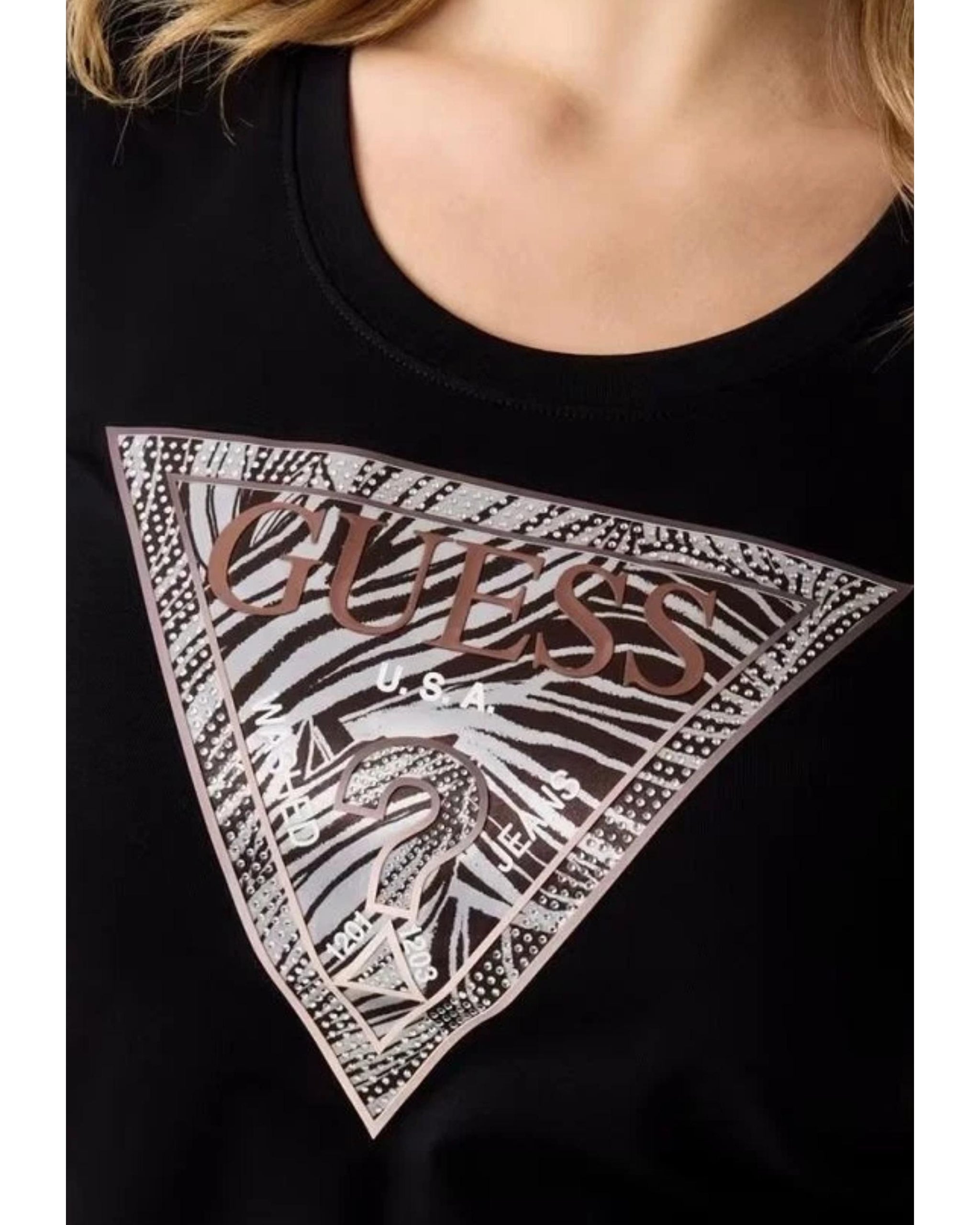 Guess · Тениска · SS CN ZEBRA TRIANGLE TEE | DontMiss.bg