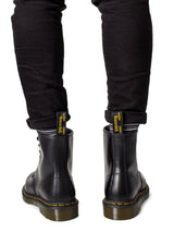 Dr. Martens · Ботуши · 11822006 | DontMiss.bg