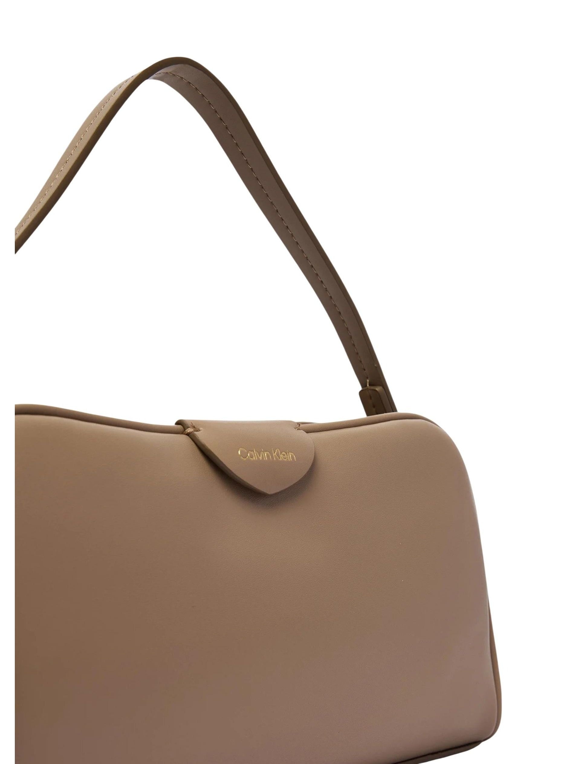 Calvin Klein · Дамска чанта · LV04F3370G | DontMiss.bg