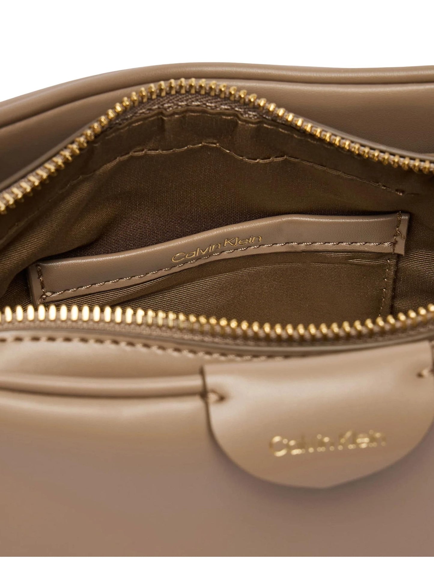 Calvin Klein · Дамска чанта · LV04F3370G | DontMiss.bg