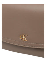 Calvin Klein · Дамска чанта · LV04F3421G | DontMiss.bg