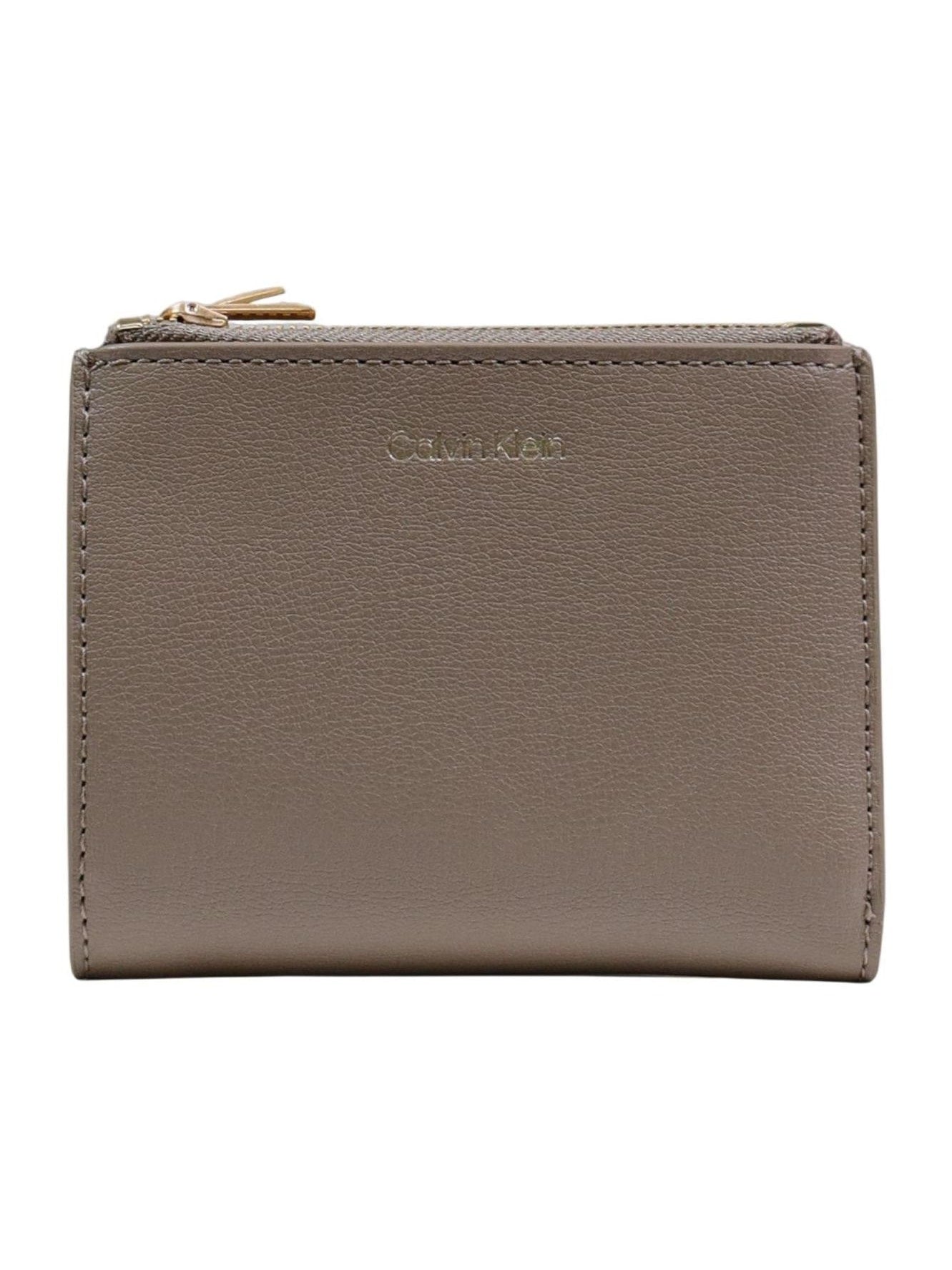 Calvin Klein · Портфейл · LV04F1135G | DontMiss.bg