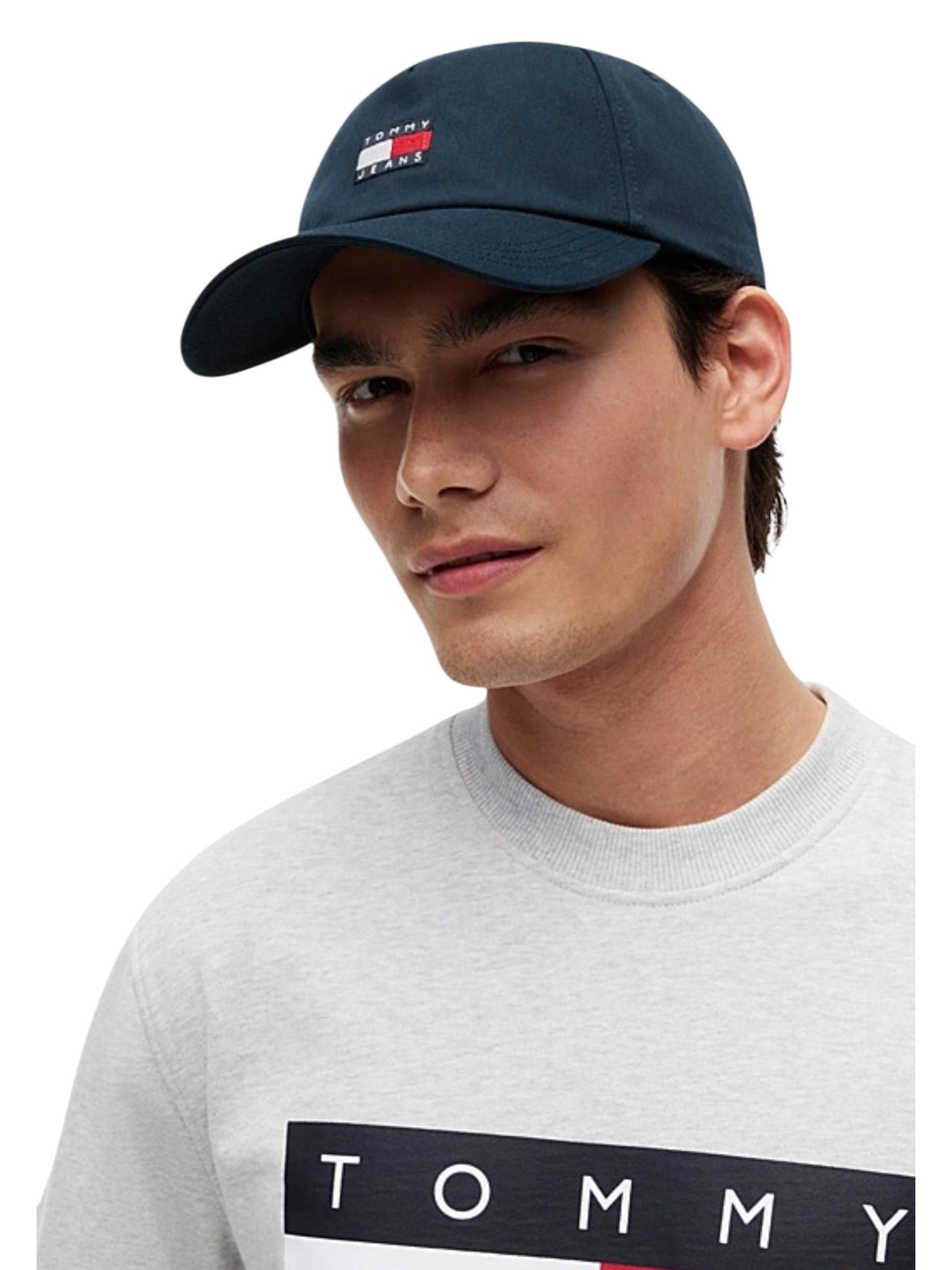 Tommy Hilfiger · Шапка с козирка · AM0AM12933 | DontMiss.bg
