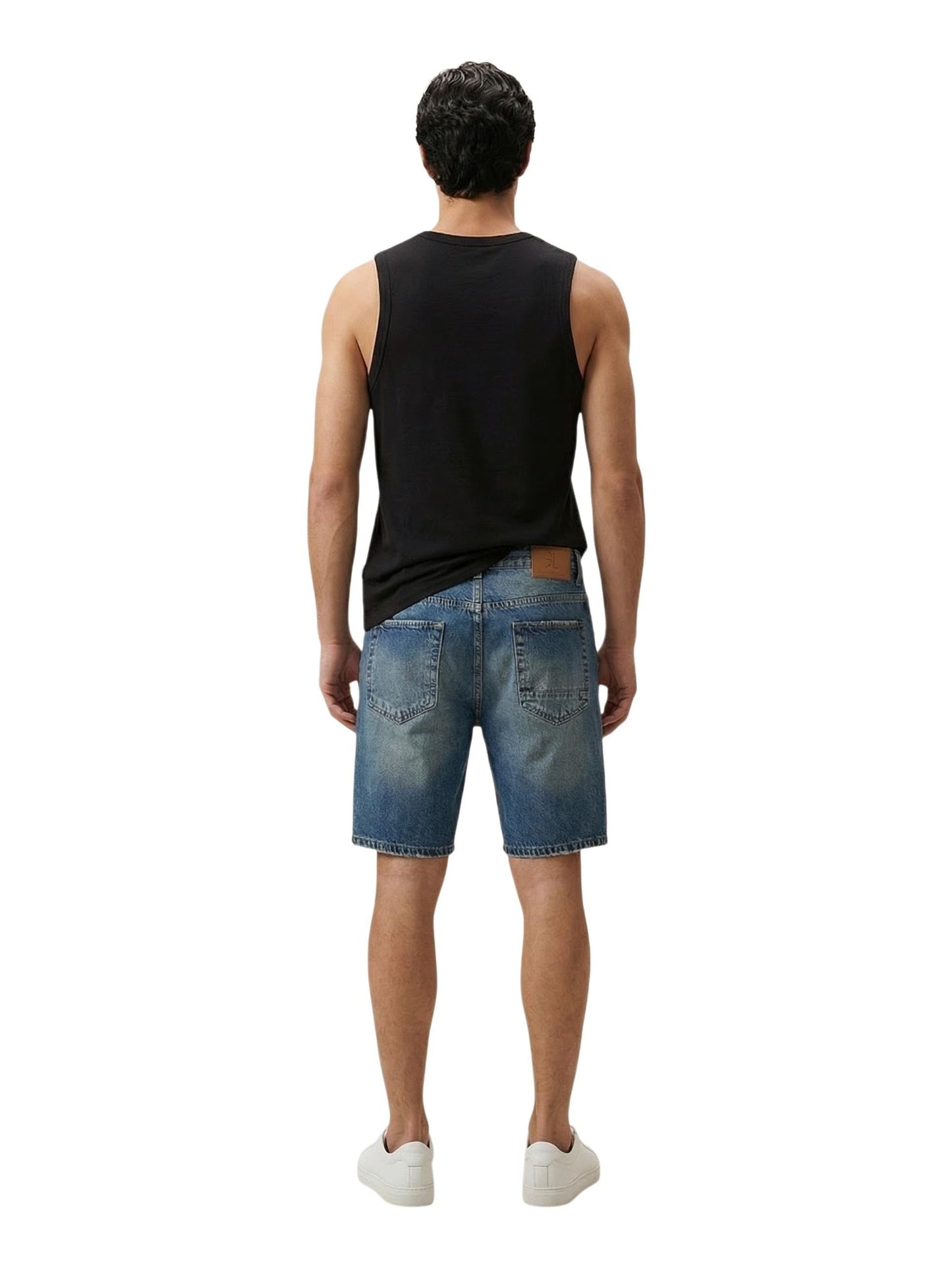 Gianni Lupo · Потник · GL20001Q-S26 | DontMiss.bg
