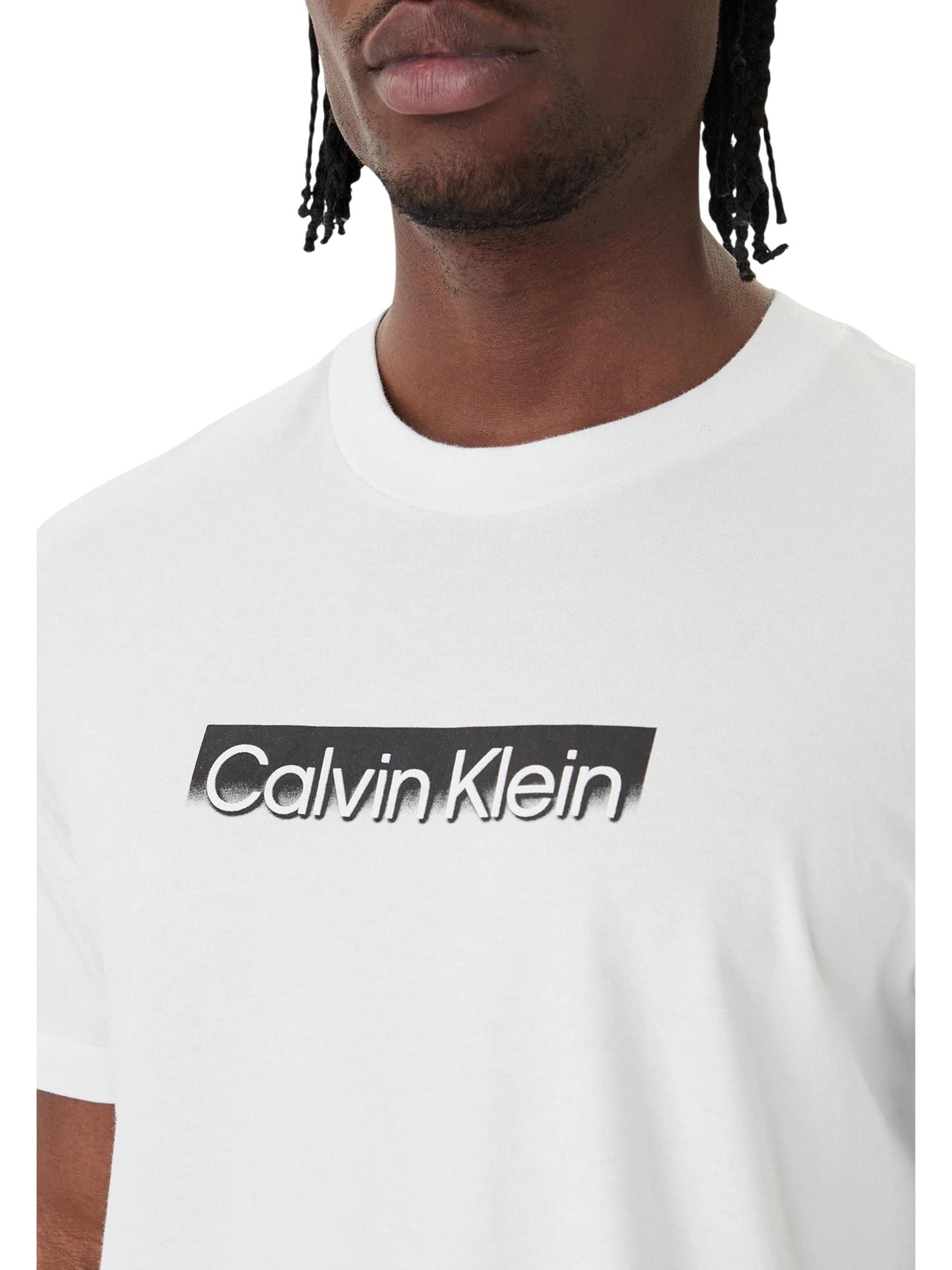 Calvin Klein · Тениска · LV04LF812G | DontMiss.bg
