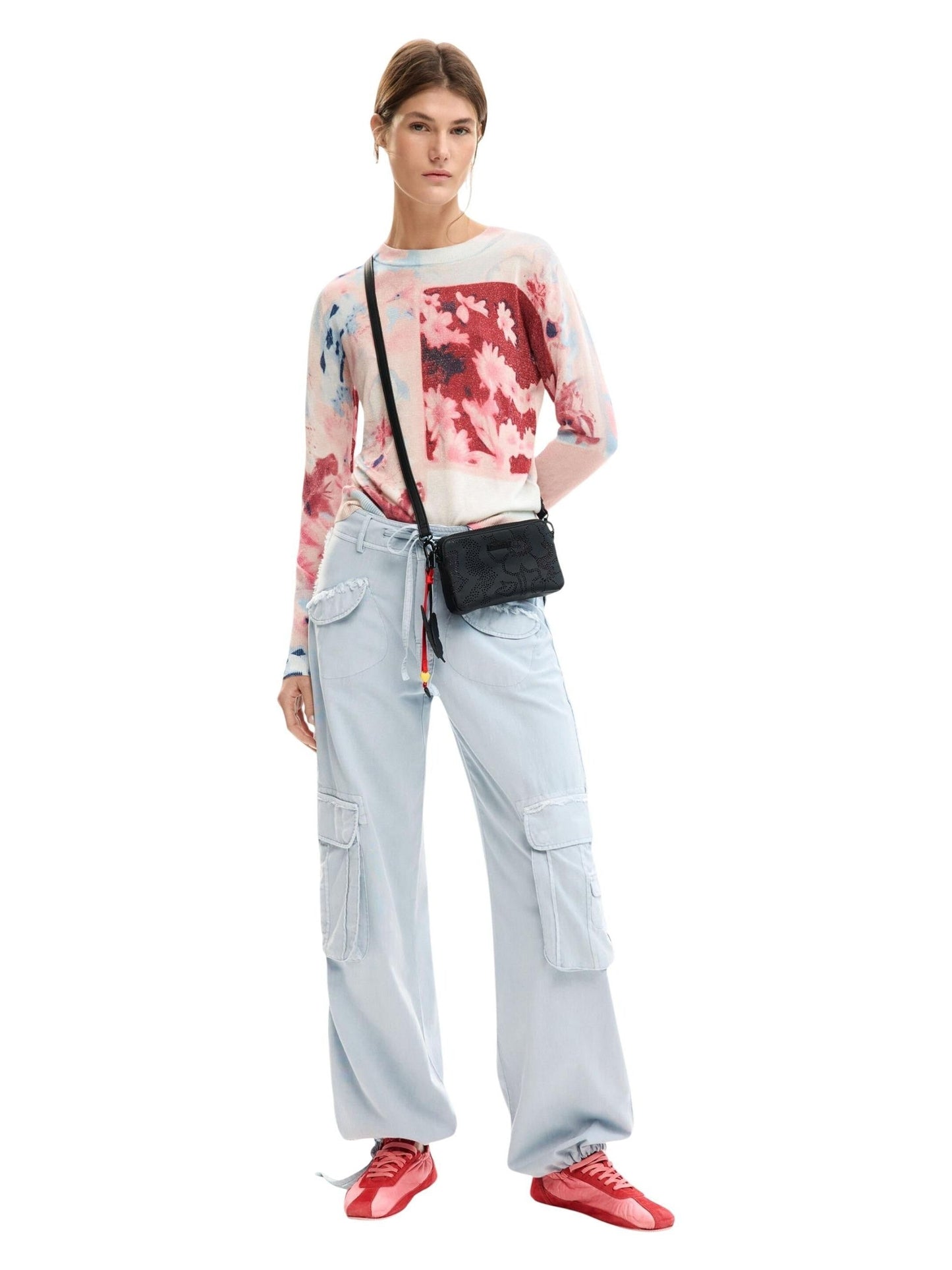 Desigual · Пуловер · 26SWJF13 | DontMiss.bg