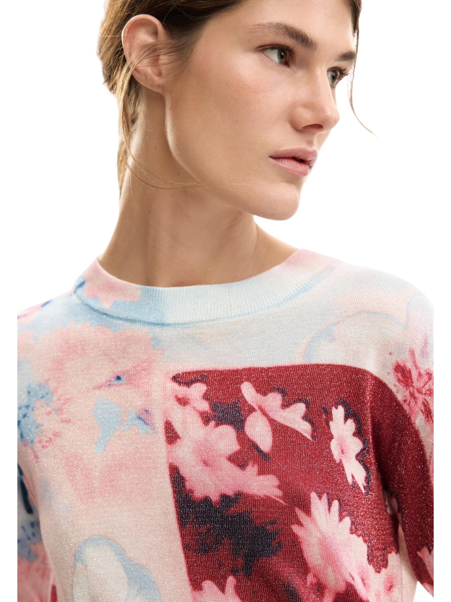 Desigual · Пуловер · 26SWJF13 | DontMiss.bg
