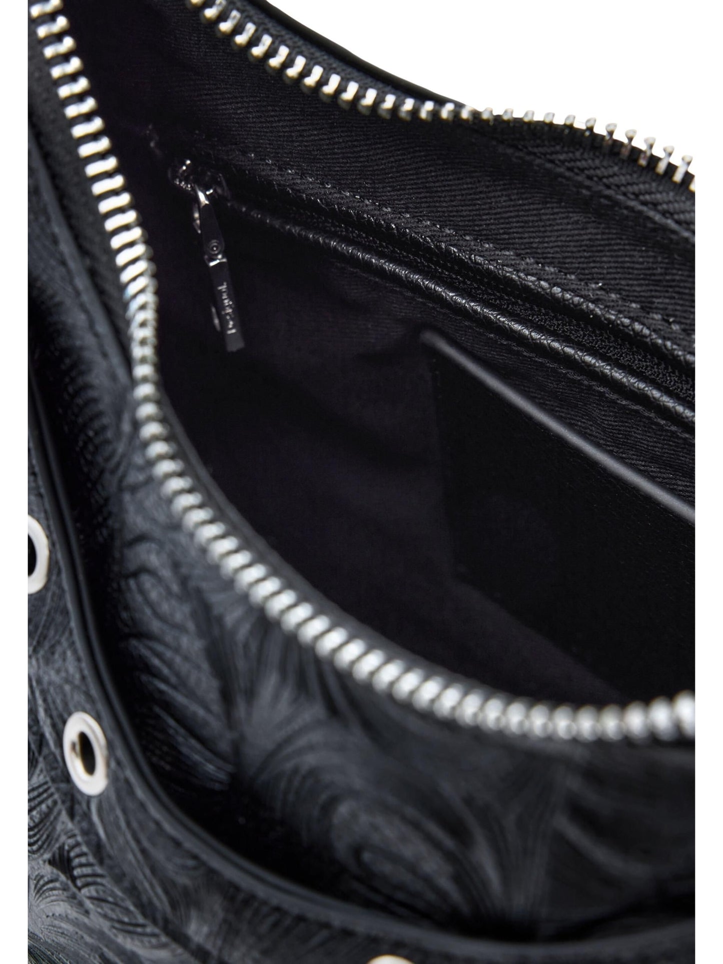 Desigual · Дамска чанта · 26SAXP37 | DontMiss.bg