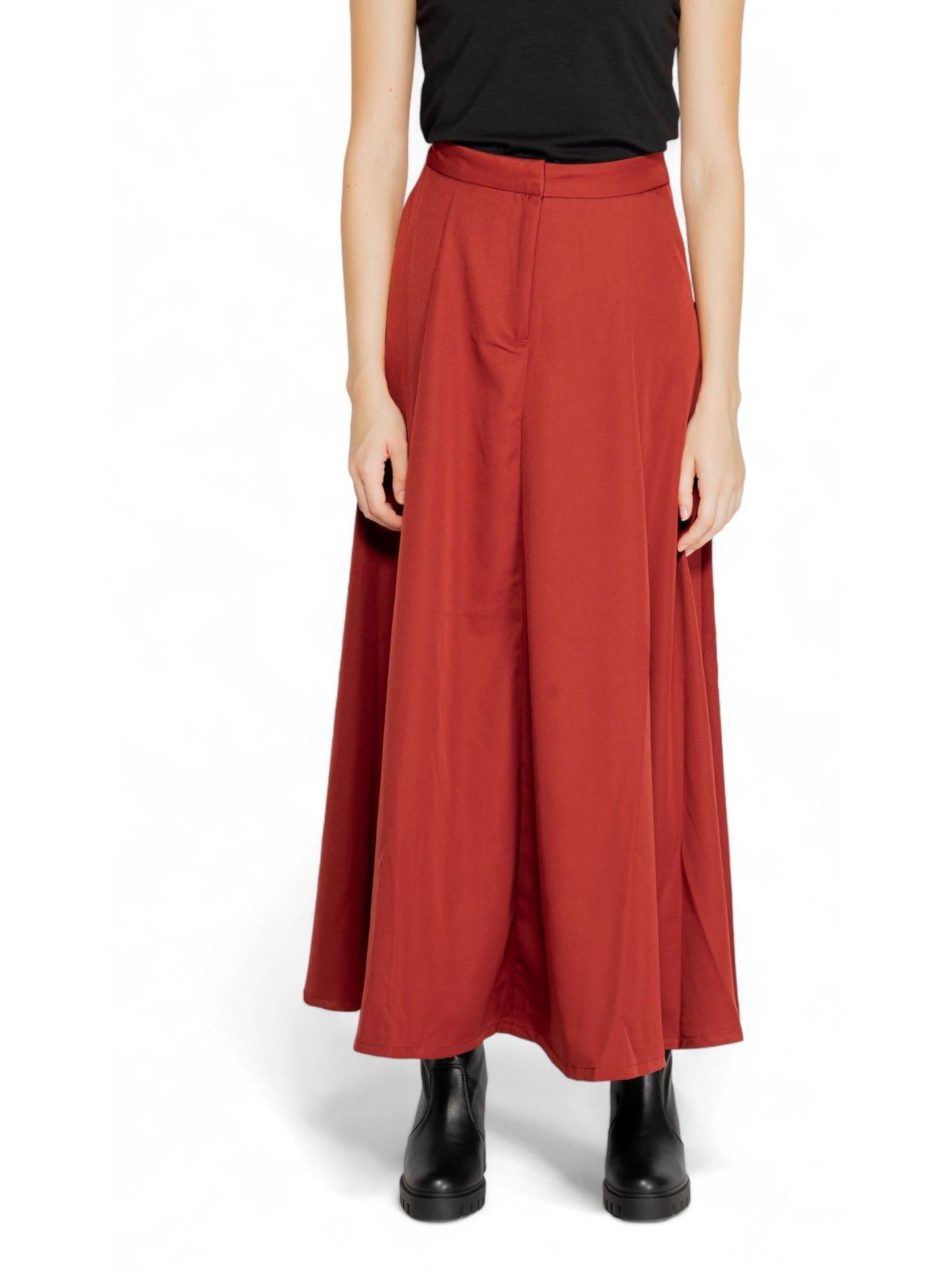 Vero Moda · Пола · 10311428 | DontMiss.bg