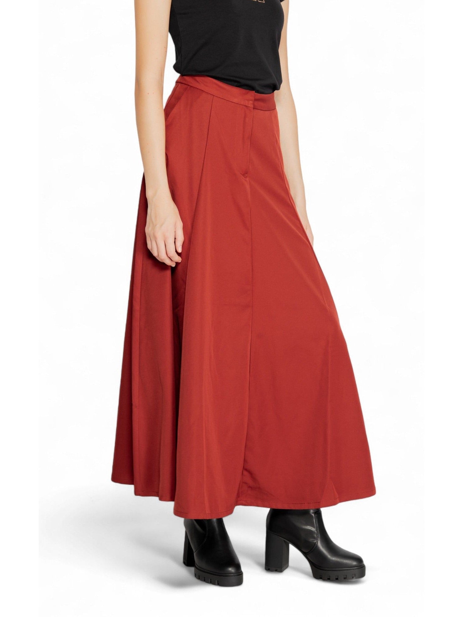 Vero Moda · Пола · 10311428 | DontMiss.bg