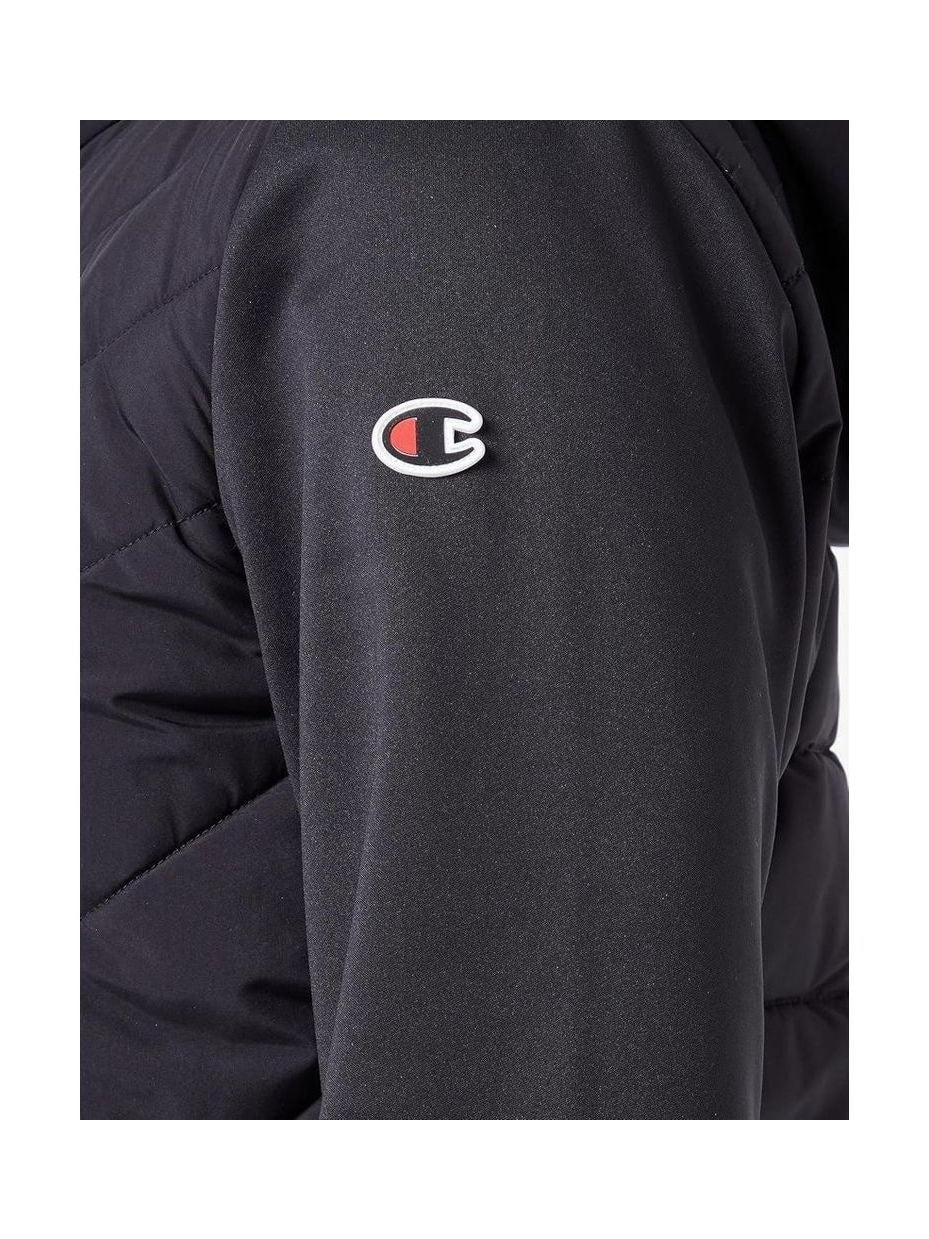 Champion · Ватирано яке · Черен | DontMiss.bg