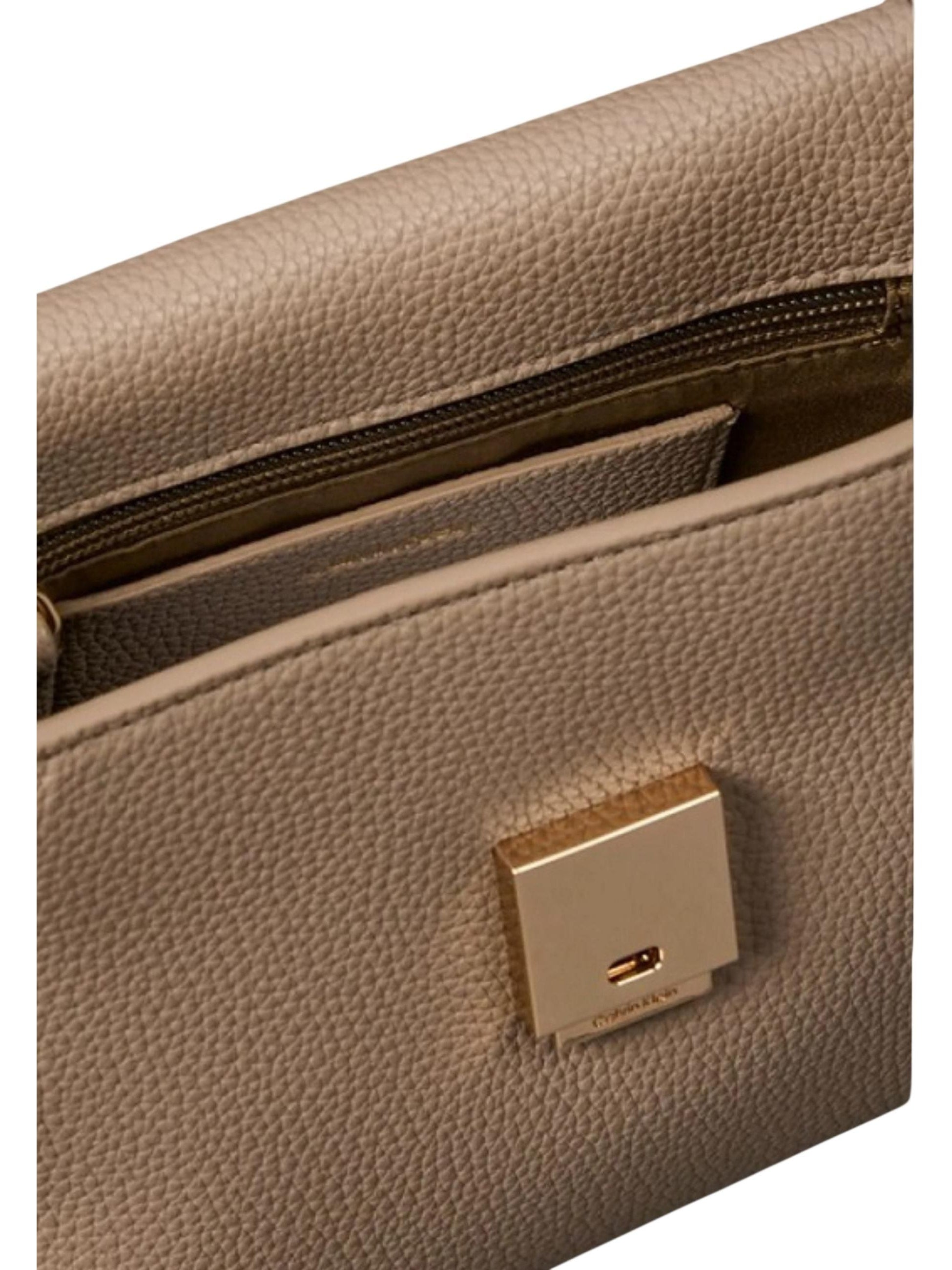 Calvin Klein · Дамска чанта · EMBLEM HW PEBBLE CROSSBODY 20 | DontMiss.bg