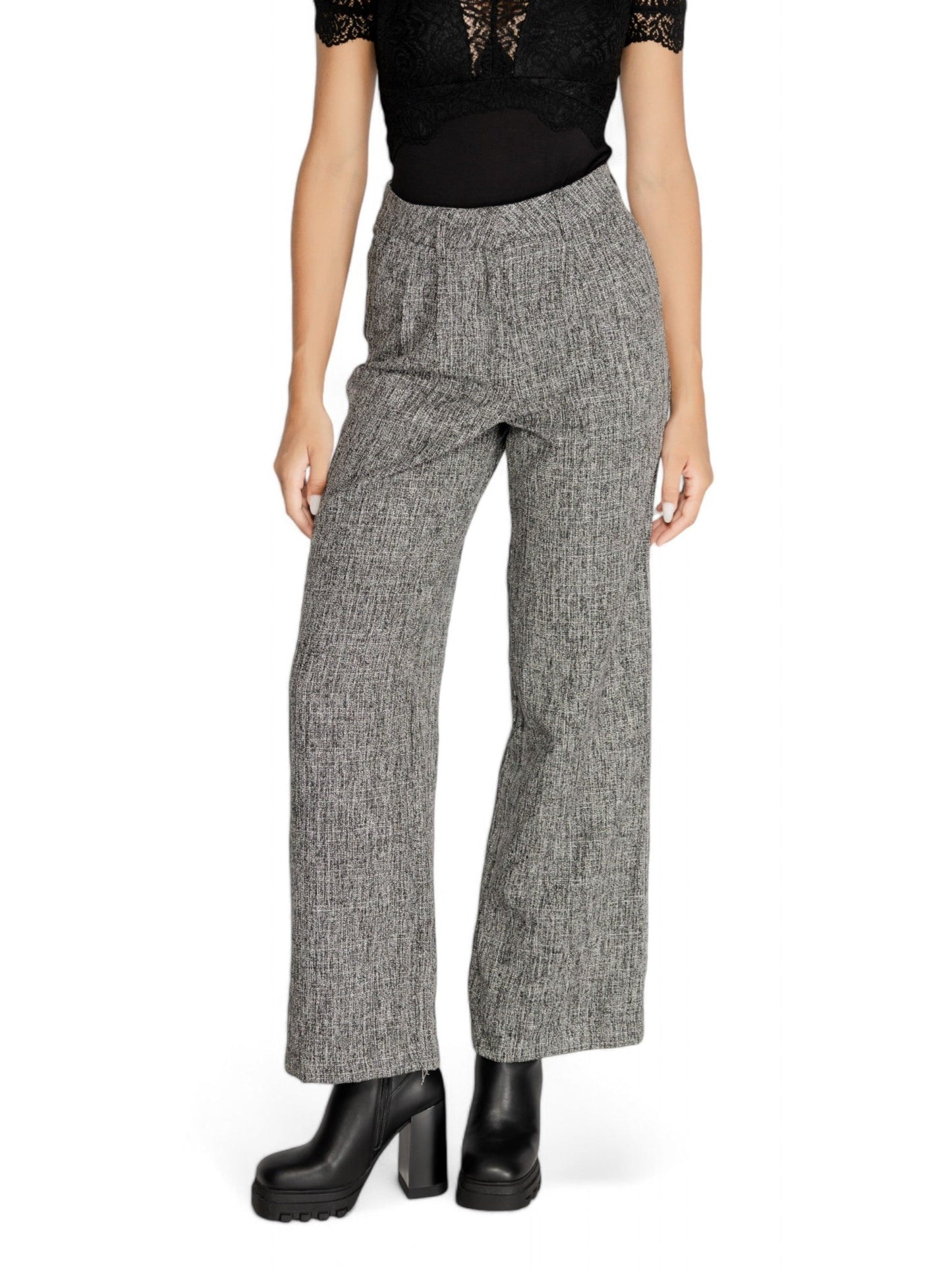 Vila Clothes · Панталони · 14098697 | DontMiss.bg