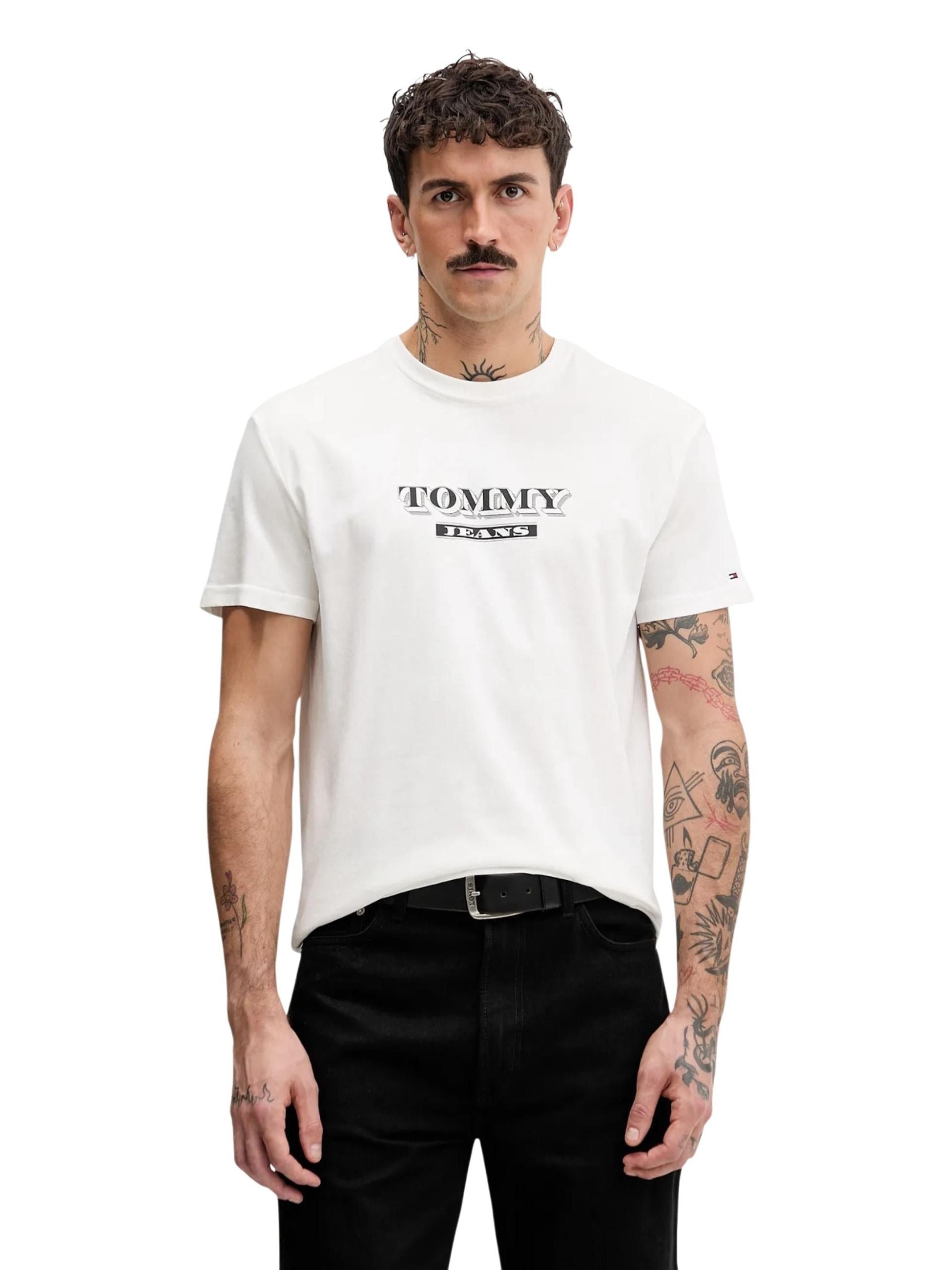 Tommy Jeans · Тениска · TJM REG BILLS FONT | DontMiss.bg