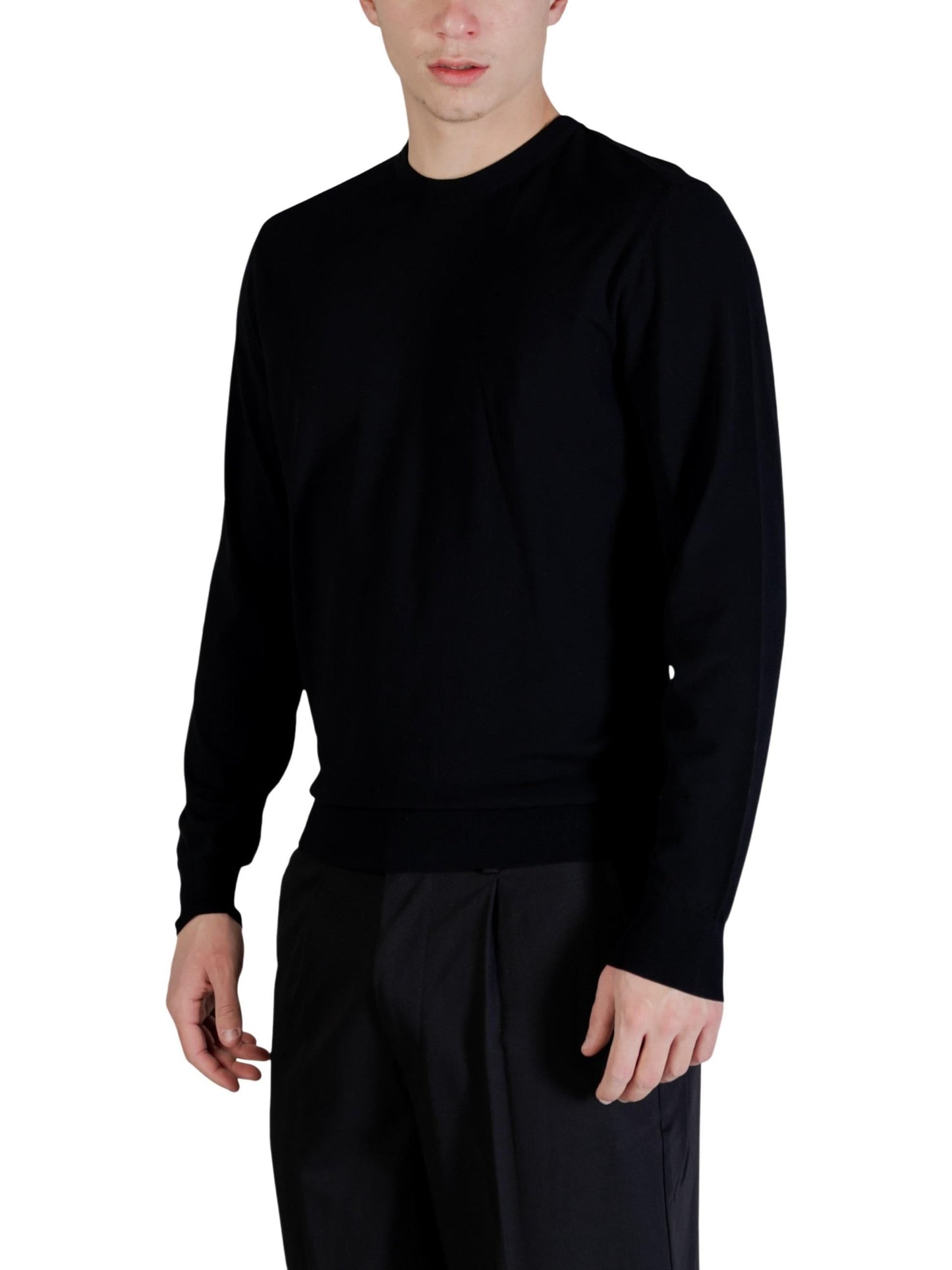 Guess · Пуловер · KADIR TECH LS CN SWTR | DontMiss.bg