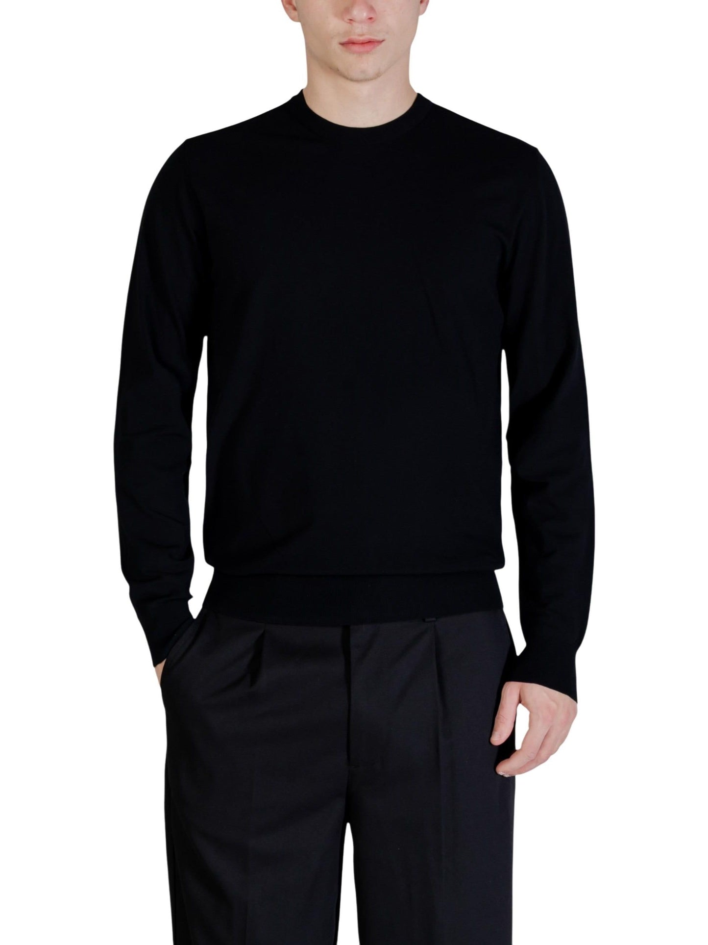 Guess · Пуловер · KADIR TECH LS CN SWTR | DontMiss.bg