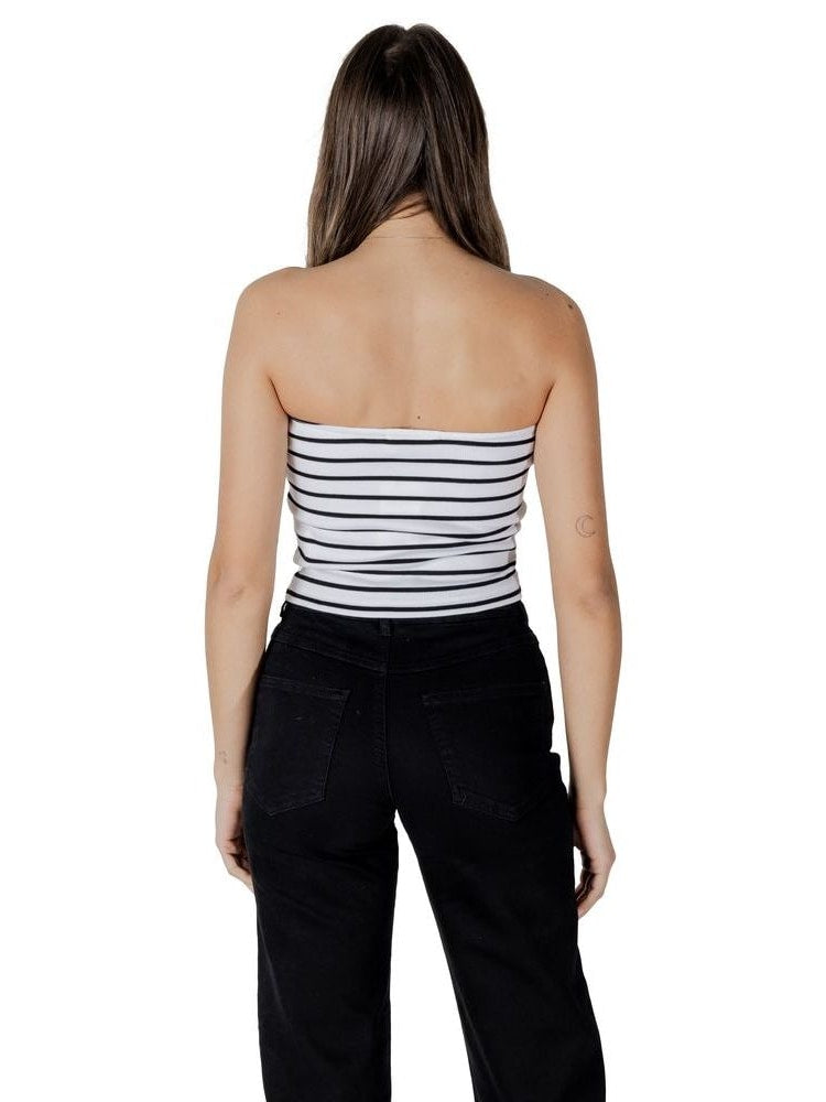 Calvin Klein Jeans · Тениска · Бял | DontMiss.bg