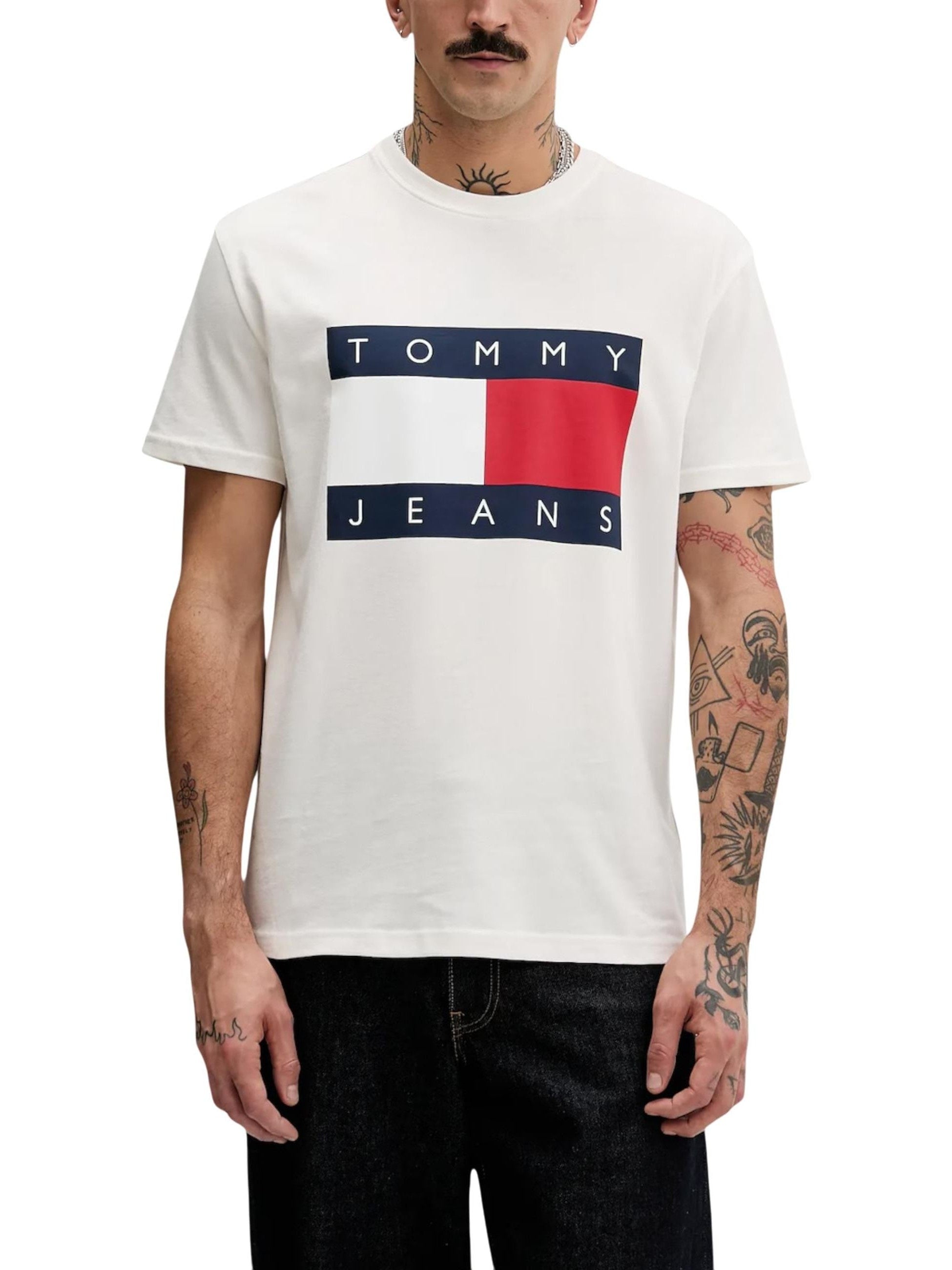 Tommy Jeans · Тениска · DM0DM22645 | DontMiss.bg