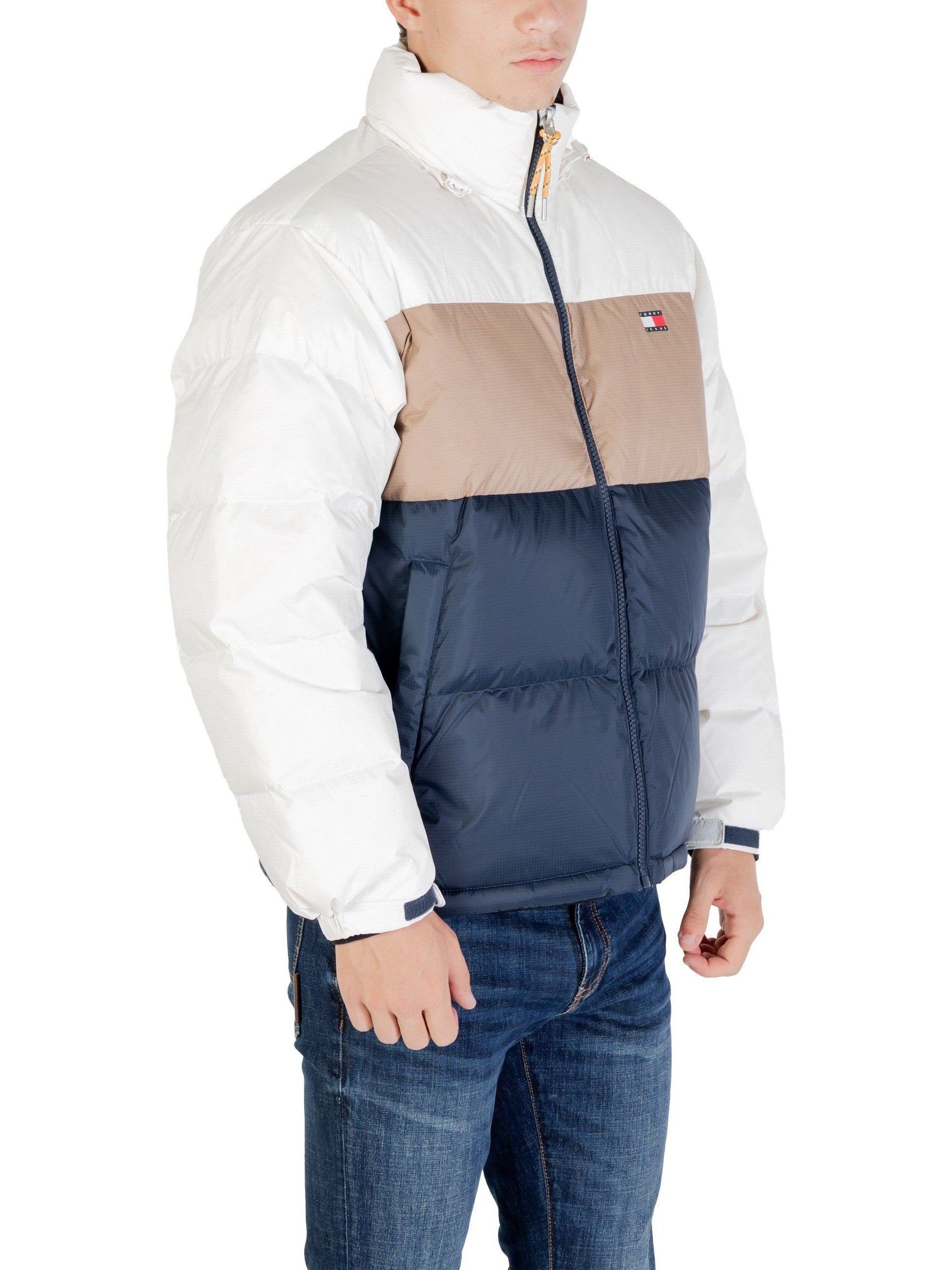 Tommy Jeans · Пухено яке · DM0DM22117 | DontMiss.bg