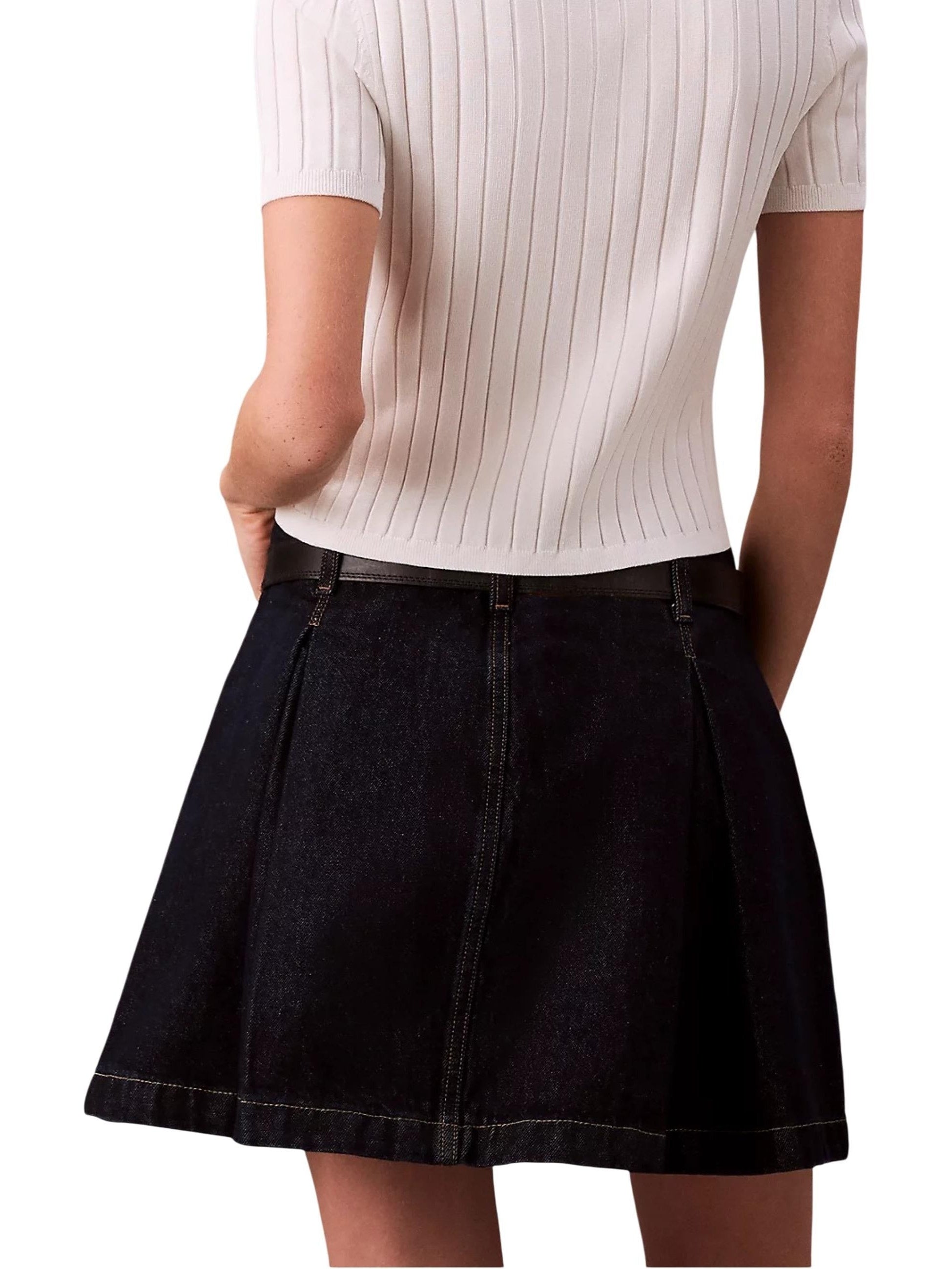 Calvin Klein Jeans · Пола · LV047C717G | DontMiss.bg