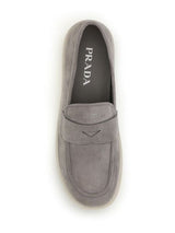 Prada · Ниски обувки · Сив | DontMiss.bg
