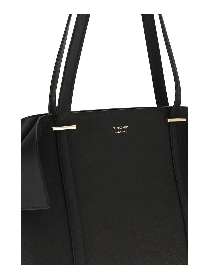 Ferragamo · Дамска чанта · Черен | DontMiss.bg