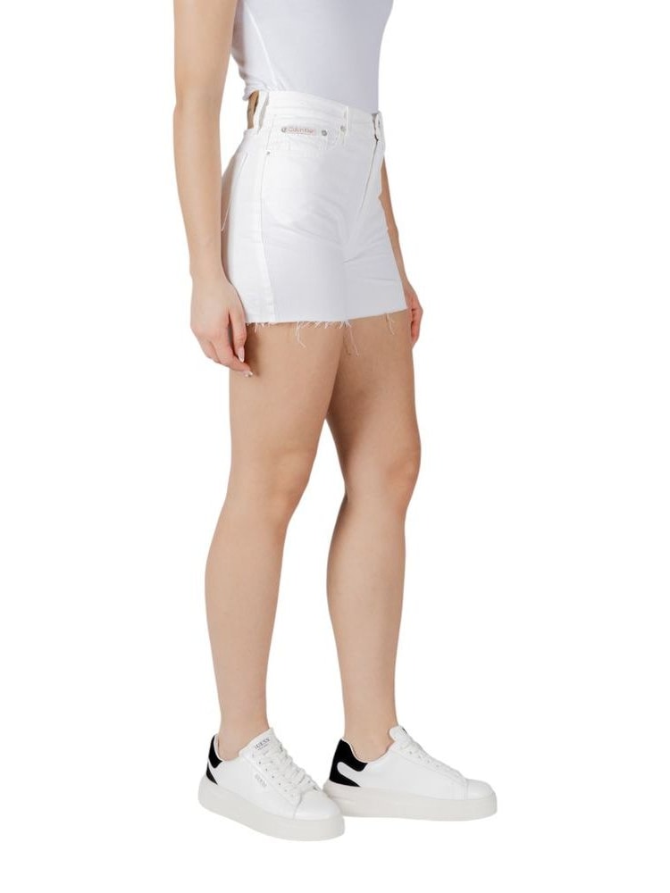 Calvin Klein Jeans · Шорти · Бял | DontMiss.bg